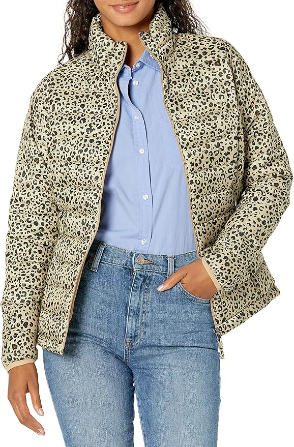 Amazon Essentials Women's Lightweight Long-Sleeve Full-Zip Water-Resistant Packable Puffer Jacket | Amazon (US)