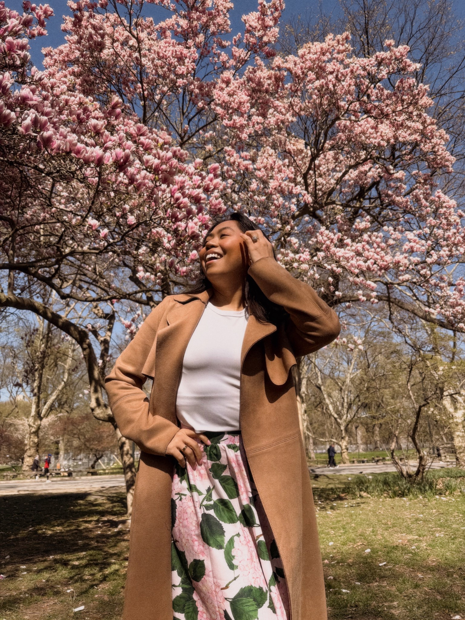 Floral print to match the floral season in NYC 🌸 Currently living for suede long coats, white crop tops, and maxi floral skirts 👗


#LTKPetite #LTKdayinmylife #LTKTravel