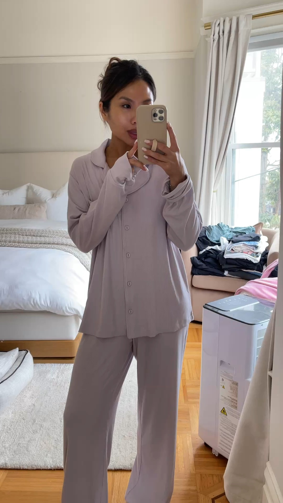 my first pair of skims pjs!! wearing small in the iris mica color