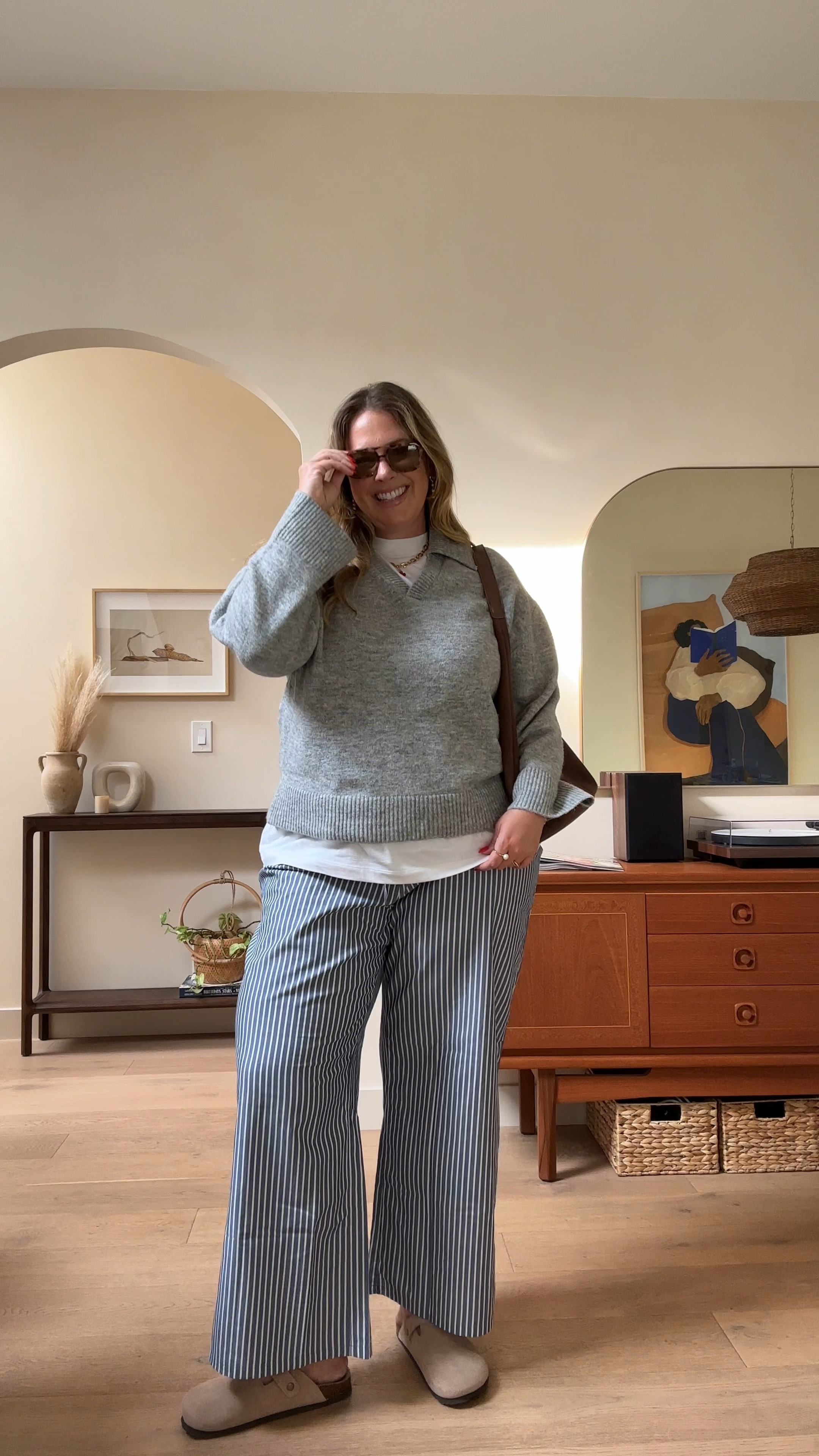 Comfy cozy vibes for day 20/75!

Pants: size xxl
Tee: size xl
Sweater: size xl
Shoes: TTS