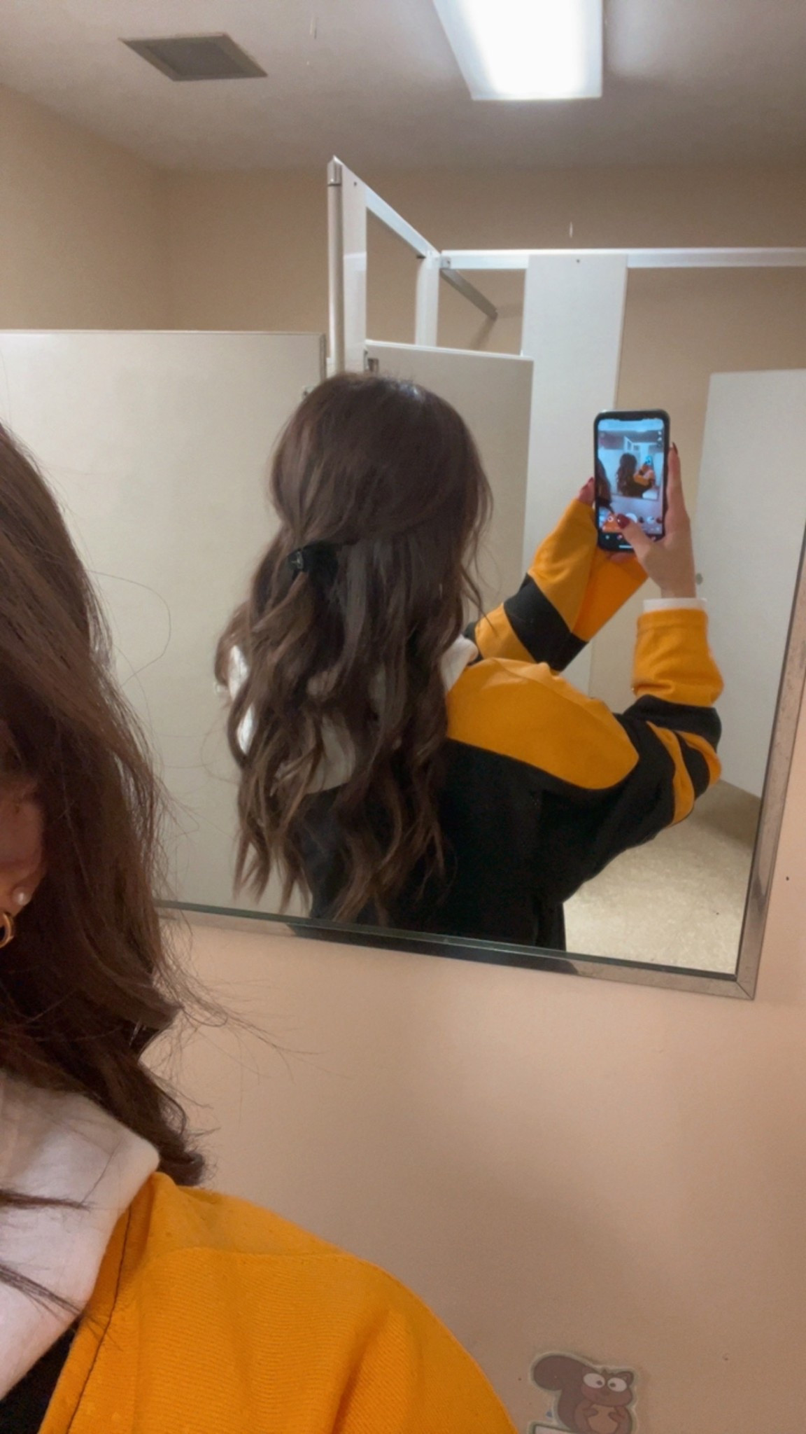 my curling wand i used for these curls !! & my fav mini clips

#LTKFindsUnder100 #LTKBeauty #LTKSaleAlert