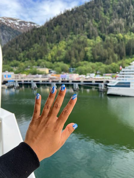 Alaska cruise nails 💙

#LTKBeauty