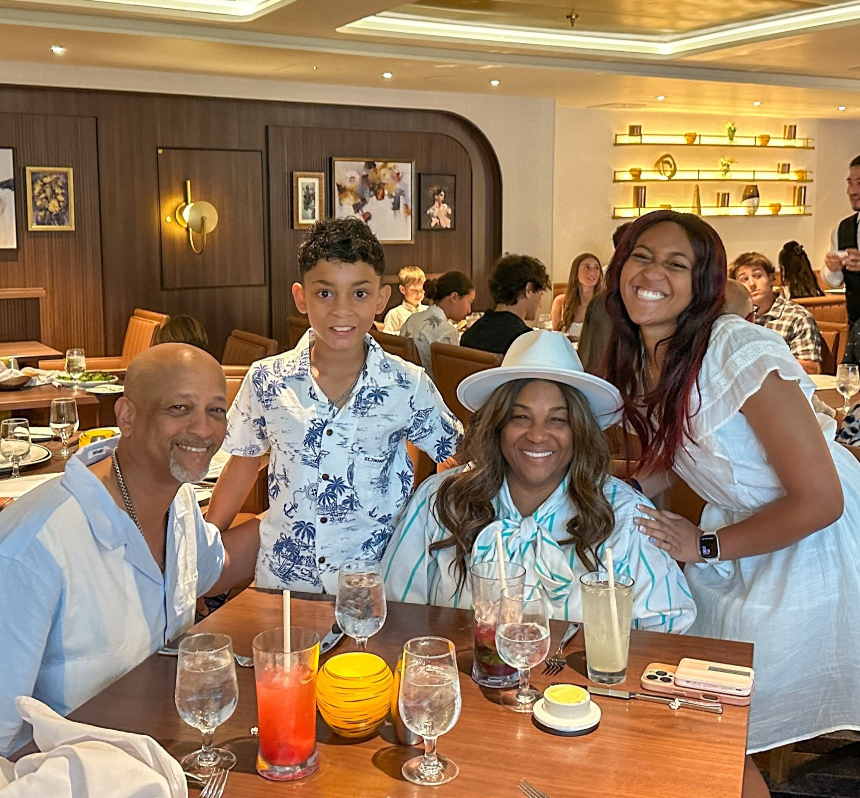 Birthday dinner with my loves ♥️♥️

#birthdaydinner #familytravel #royalcaribbean