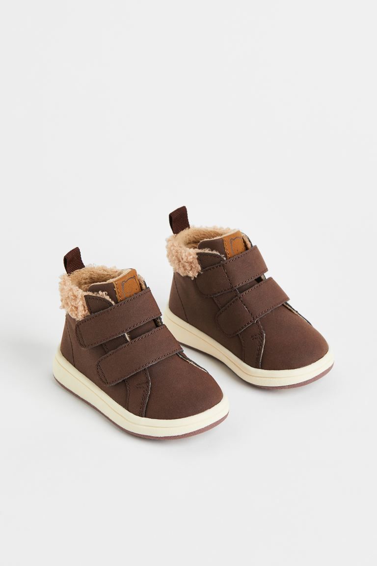 Warm-lined hi-tops | H&M (UK, MY, IN, SG, PH, TW, HK)