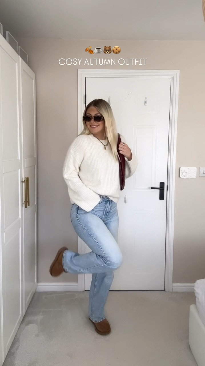 Cosy simple autumn outfit, white jumper, wide jeans and Uggs. 🍂🍪🫶🏽🐻

#FashionMonth #LTKuk #LTKautumn