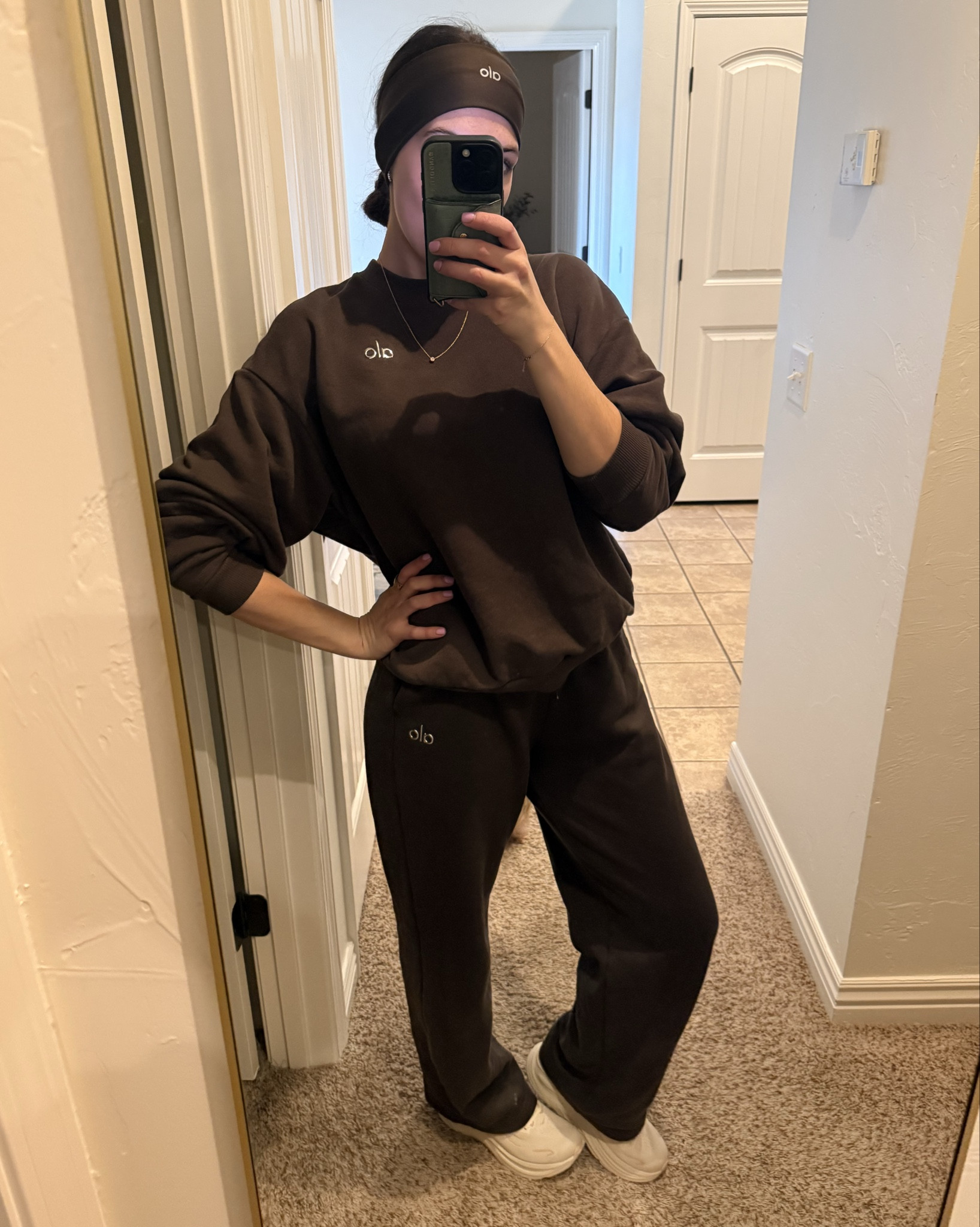 me 🤝🏻 an alo set 

medium top
Small bottoms

new shoes ✨


#LTKootd