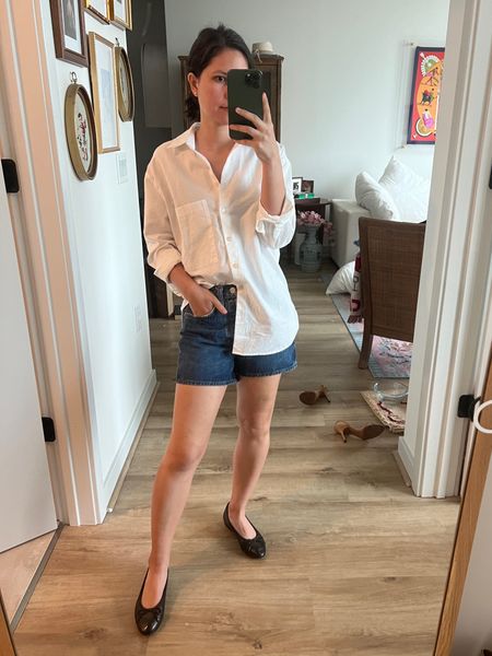 White shirt XS
Shorts 23

Spring outfit, summer outfit, white button up, white button down, ayr shirt, agolde shorts, agolde Parker, dark denim shorts, Chanel ballet flats, black flats, classic, French girl, over 30, petite

#LTKStyleTip
