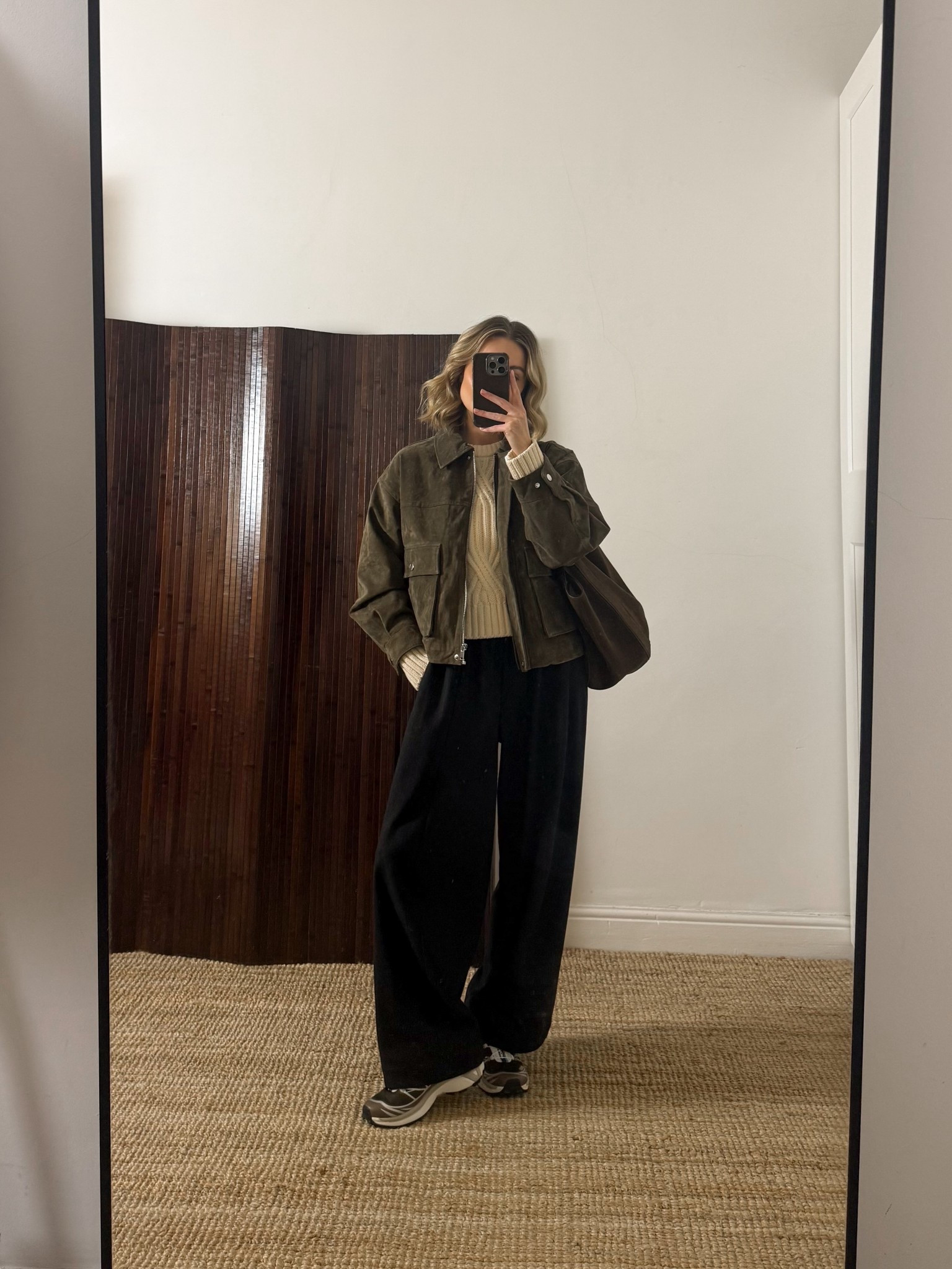 Casual fit for the cinema 

#LTKuk #LTKeurope #LTKwinter