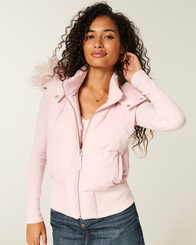 Faux Fur Trim Hooded Y2K Vest | Hollister (US)