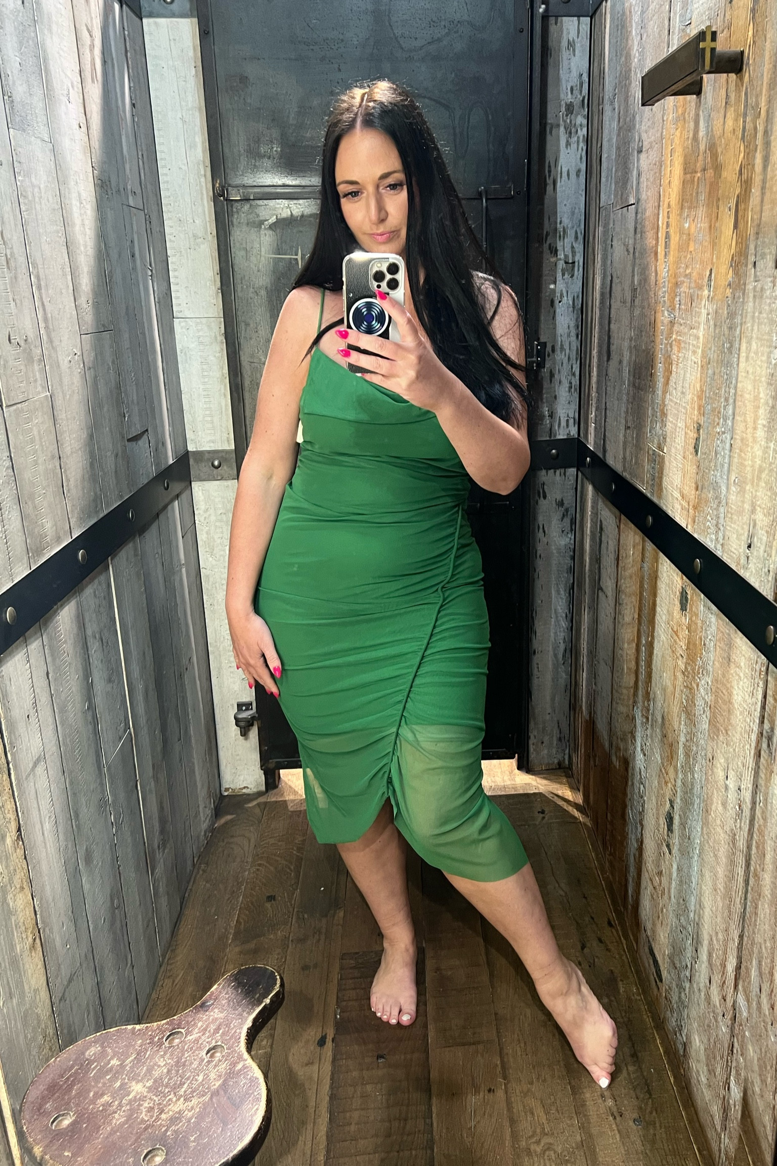 https://rstyle.me/+127PrmqHkjGoOrtzvDJlUw

Green Dress 👗 

#LTKsalealert #LTKunder100 #LTKSeasonal
