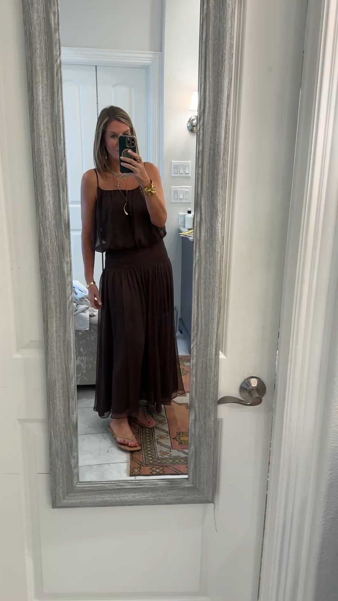The set I’ve been loving! I wore it to  Caroline’s baccalaureate 💙✨

I loved how effortless this one felt…and the movement is just so good. Lightweight, flattering, and one of those outfits that makes you feel put together the second you put it on.

It comes in 3 colors!