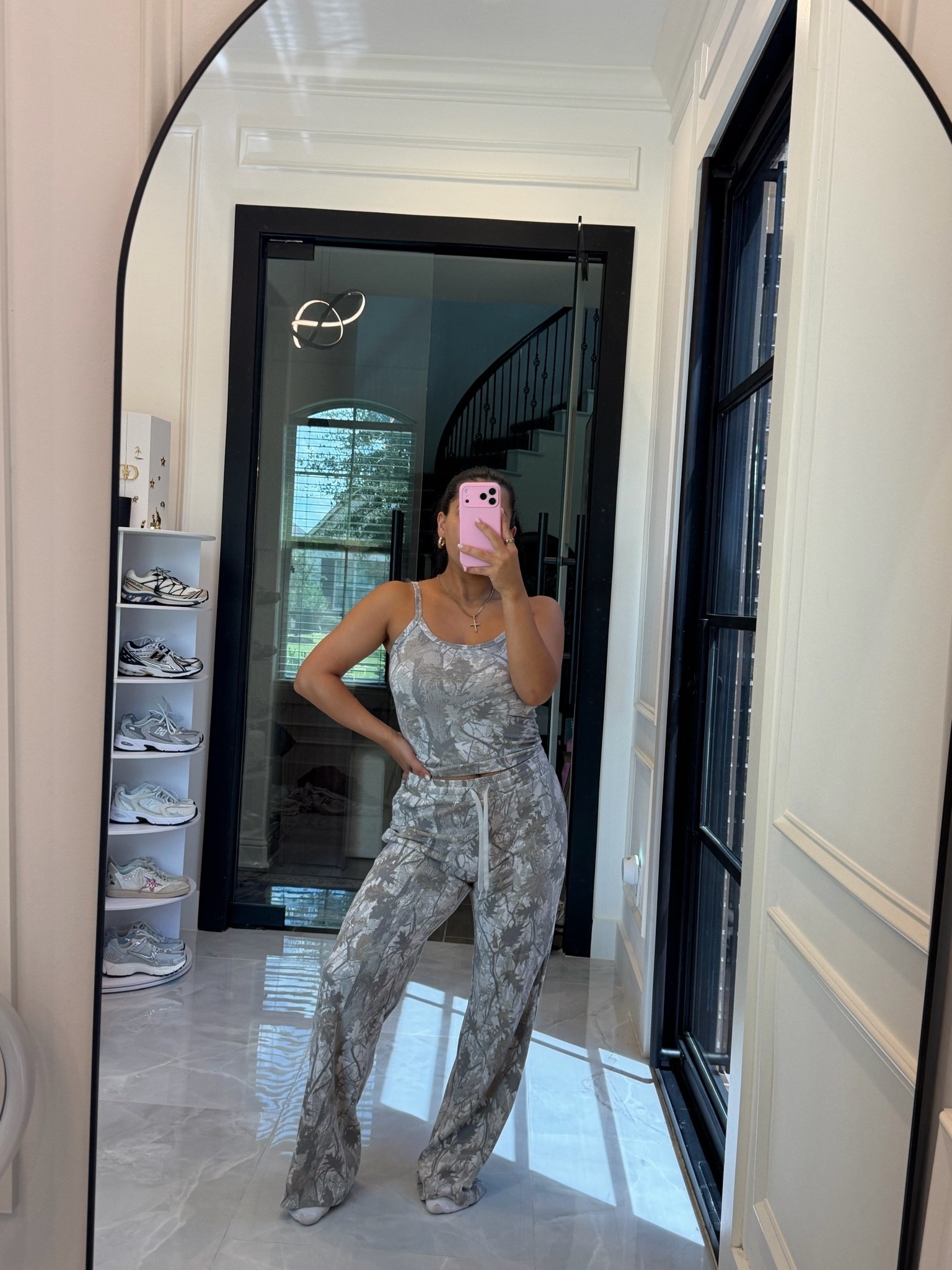 Camo set I’m loving😍

Aritzia 
Camo 
Fall 
Fall fashion 
Fall finds
Fall style 
Everyday mom outfits

#LTKmomlife #LTKgrwm #LTKootd