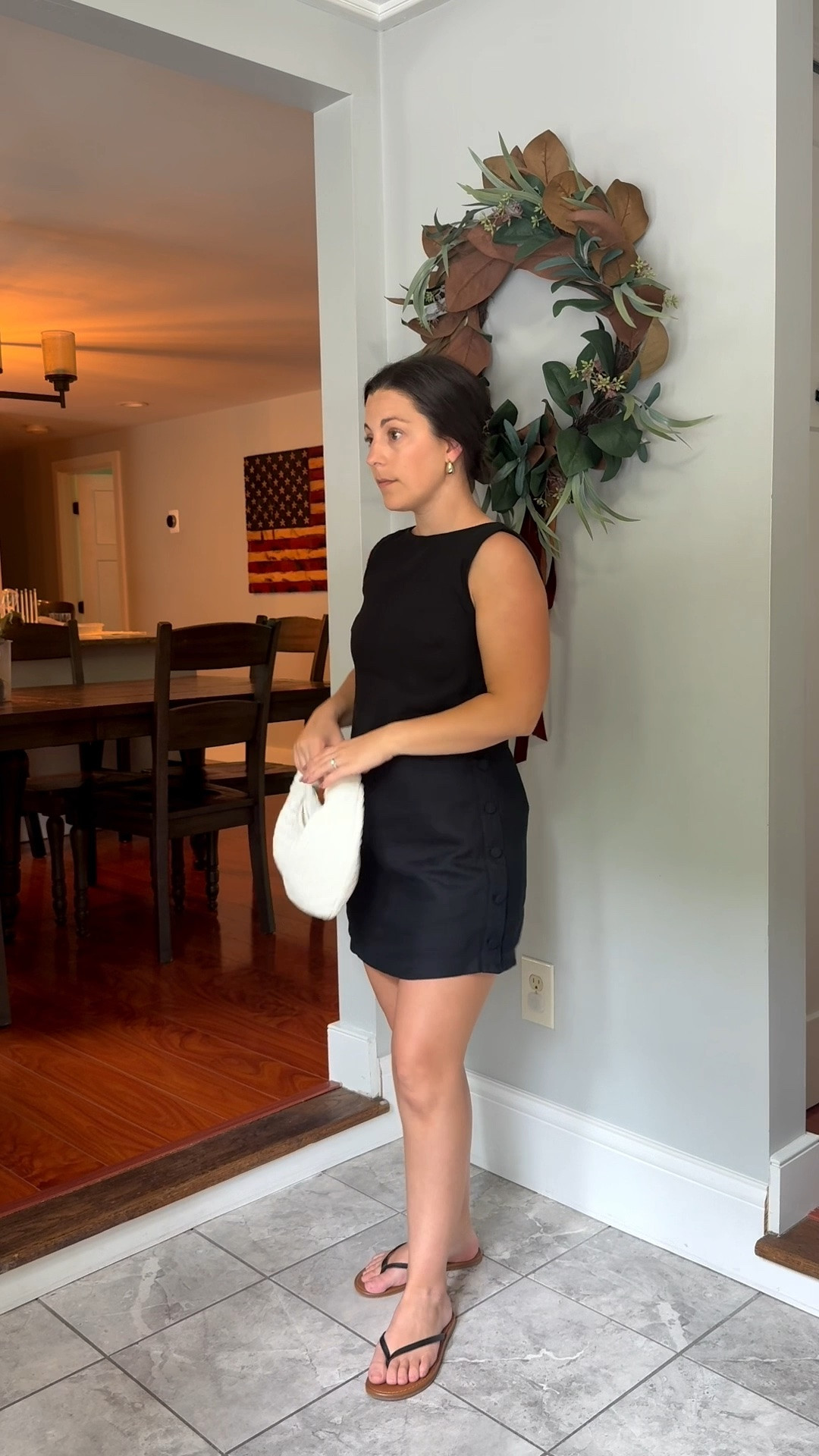 Such a good basic staple dress for the summer! Wearing size xs petite. For reference I am: 5ft, 118lbs. 

Summer outfits
Summer dresses
Petite outfits
Summer basics
Linen dress
Black dress
Casual dress
Mom outfits
Summer vacation dresses

@abercrombie 
#abercrombiepartner

#LTKPetite #LTKxAbercrombie #LTKSeasonal