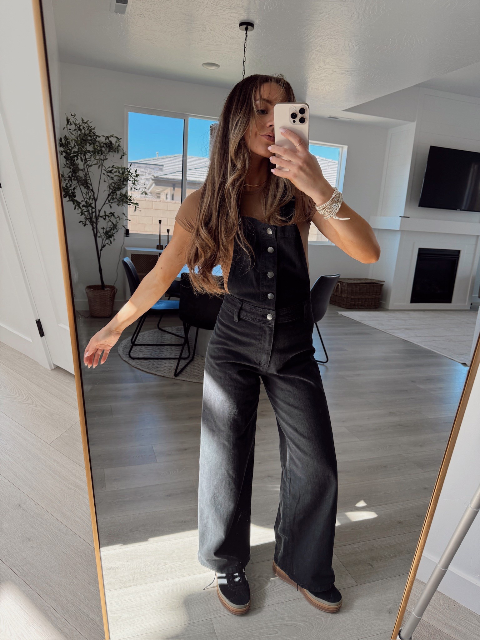Best overalls everrrr🖤

#LTKSeasonal #LTKStyleTip #LTKU