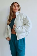 Pursuit Jacket - Cream | Cleo Harper (US)