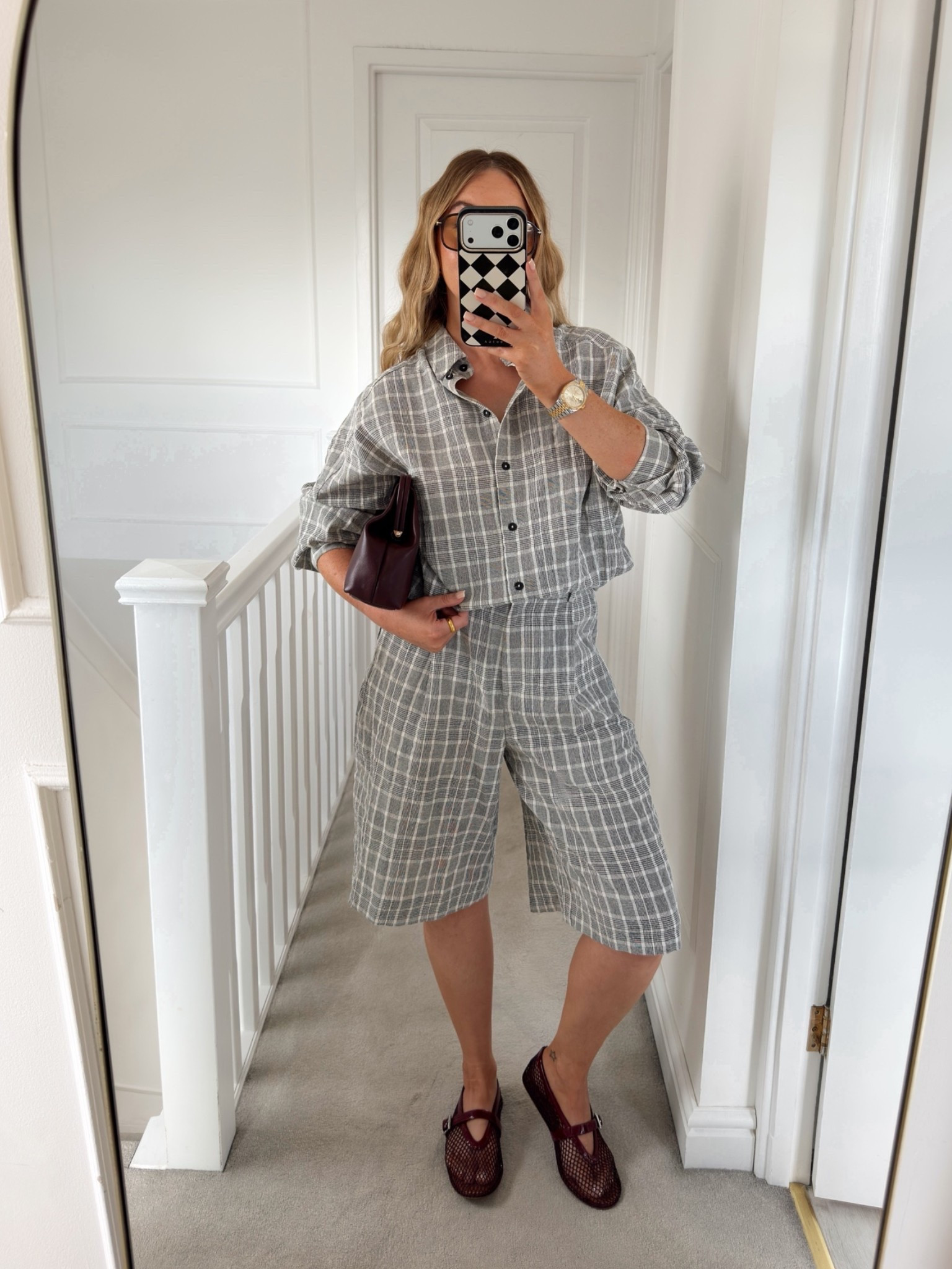 Transitional outfit idea- this co-ord is great for styling from day to evening! 
I wear 8 in the shirt (it’s oversized!!) & 10 in the shorts (I had to size up)

#LTKFashionMonth #LTKstyletip #LTKdatenight