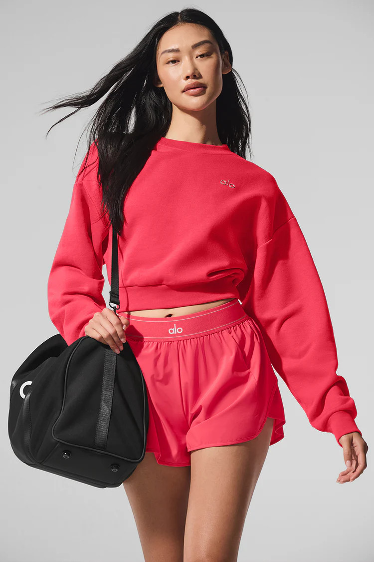 Cropped Accolade Crewneck - Candy Red | Alo Yoga (US)