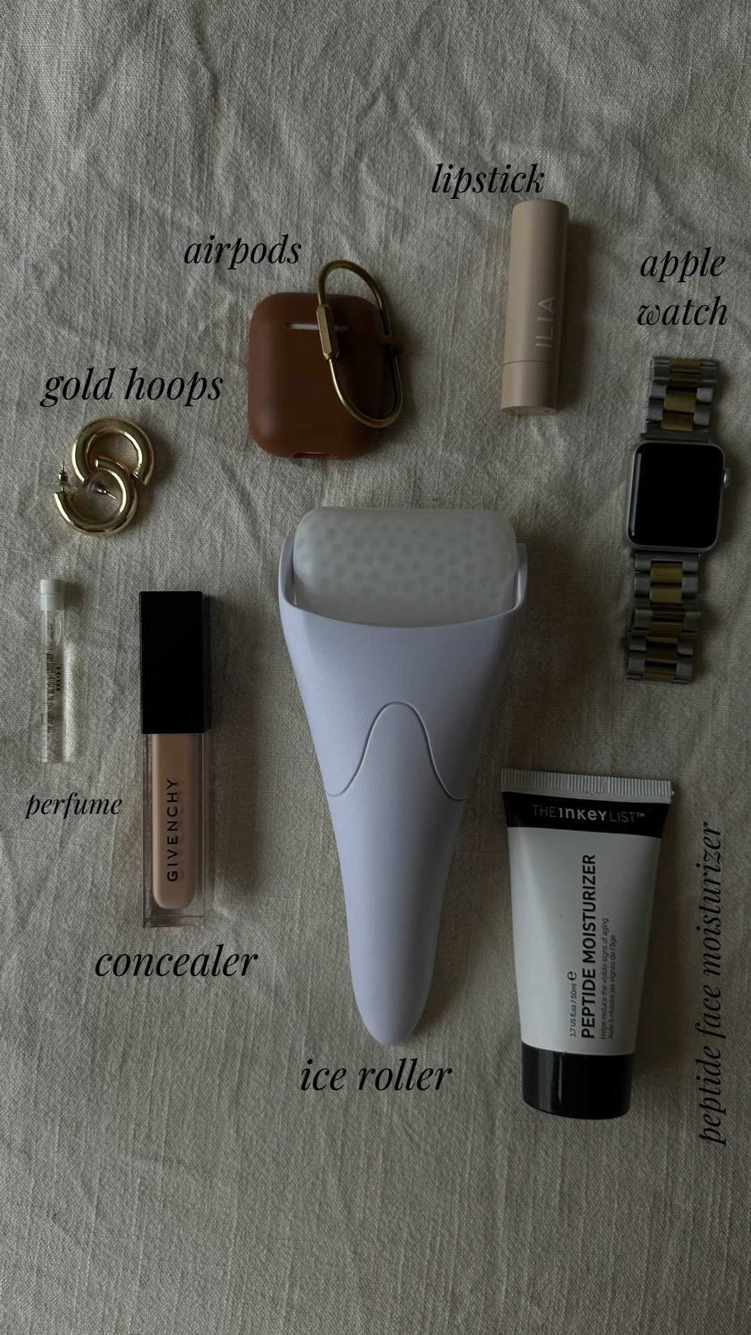 essentials #musthaves #beauty #style #whatsinmypurse

#LTKbeauty #LTKfindsunder50 #LTKMostLoved