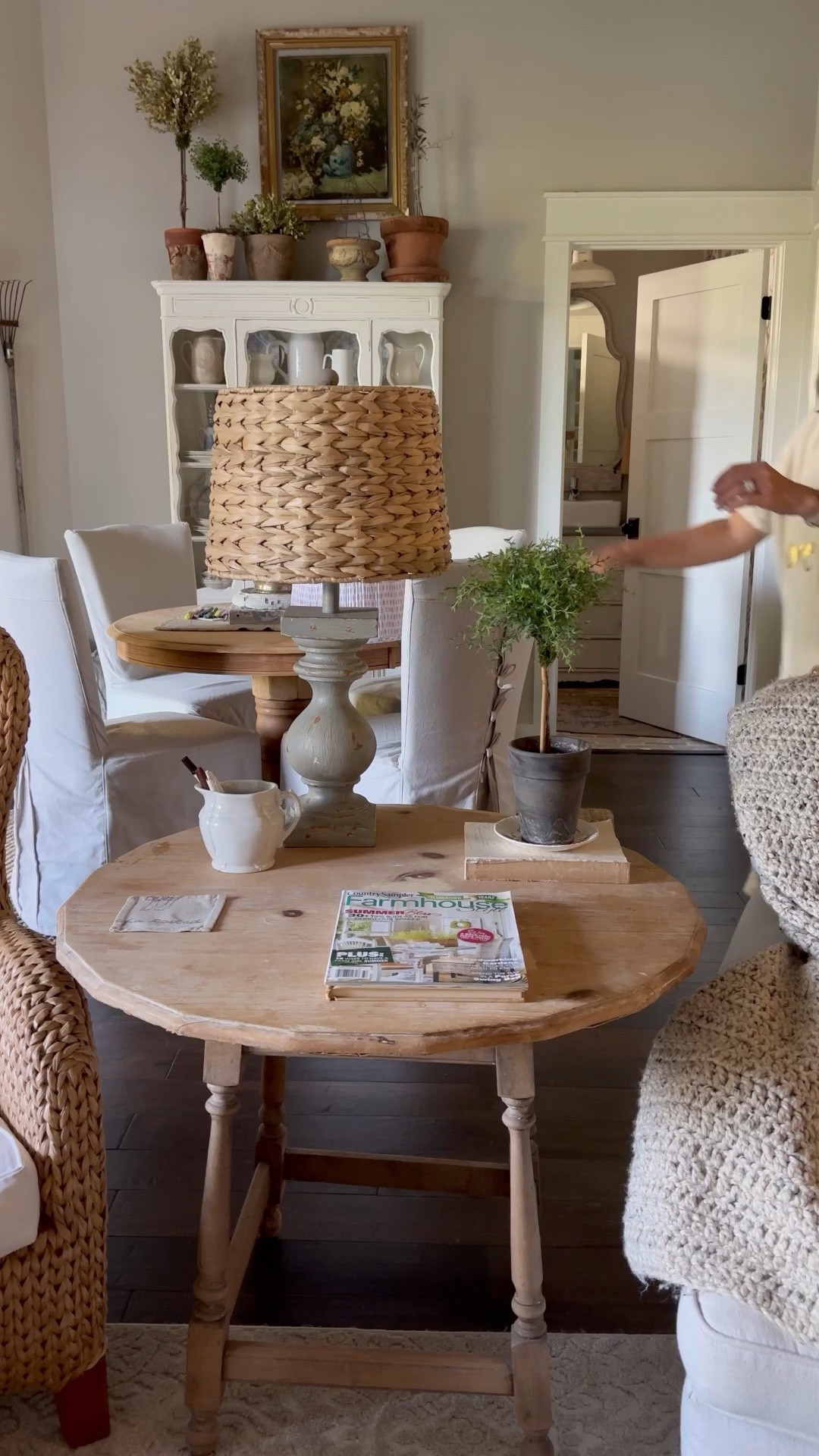 I love this pleated lampshade!!

It comes in 2 sizes and you won’t believe the price!

#LTKFind #LTKunder50 #LTKhome