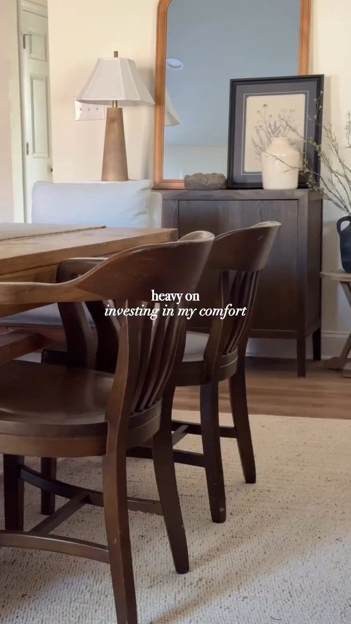 Enjoying where all my money is spent 🤍 

Comment HOME for 🔗s of my home! Happy Friday yall! 

#homedecorinspo #homedecorideas #neutralhome #ltkhome #homedecorideas