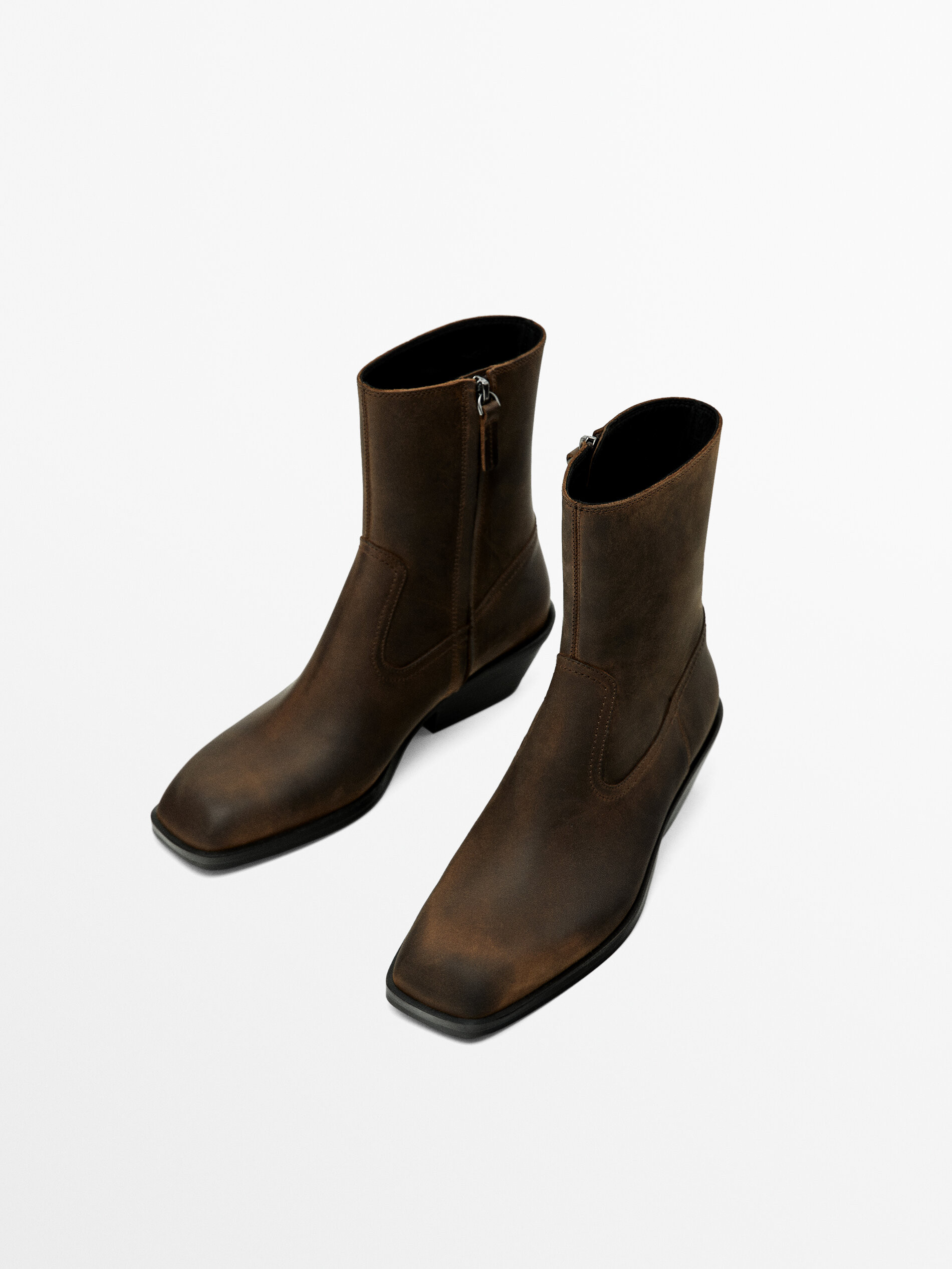 Heeled square-toe ankle boots | Massimo Dutti UK