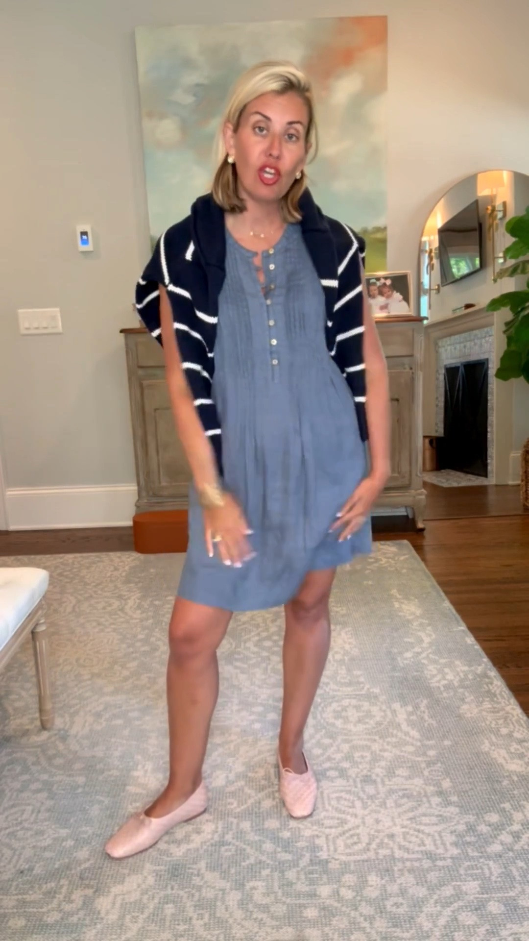 You know the drill… sweating in the parking lot and freezing the second you walk inside. Rounding up the outfits
I will reach for all summer: easy pieces with a layer for when the AC is working overtime.
Tops, sweater, jacket, dresses size XS
Shorts size s
Shoes- size down to 7 (usually 8)
@quince #quincepartner