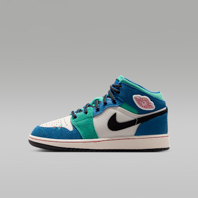 Air Jordan 1 Mid SE Big Kids' Shoes in White | IO2065-100 | Nike (US)