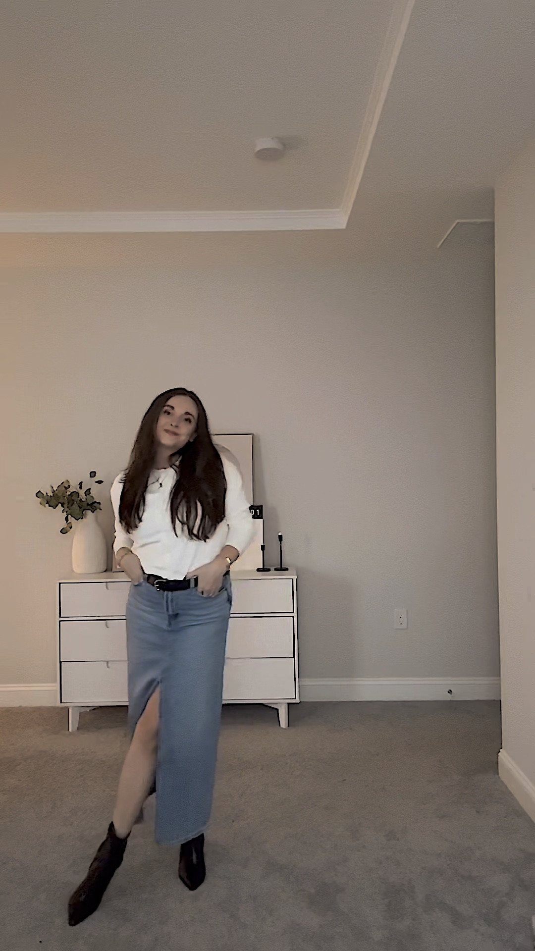 loving the long skirt!

#LTKU #LTKFindsUnder50 #LTKStyleTip