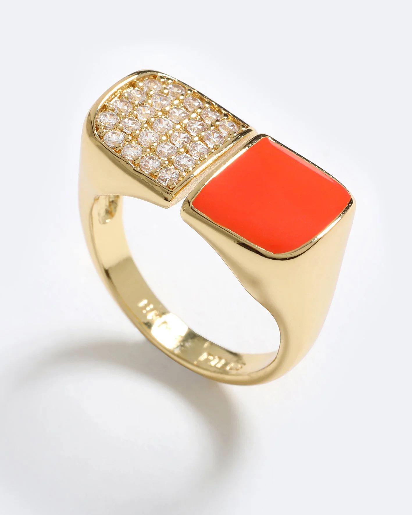 Energy Pill ring, crystals embelished with enamel & 14k gold plating | Emma Pills