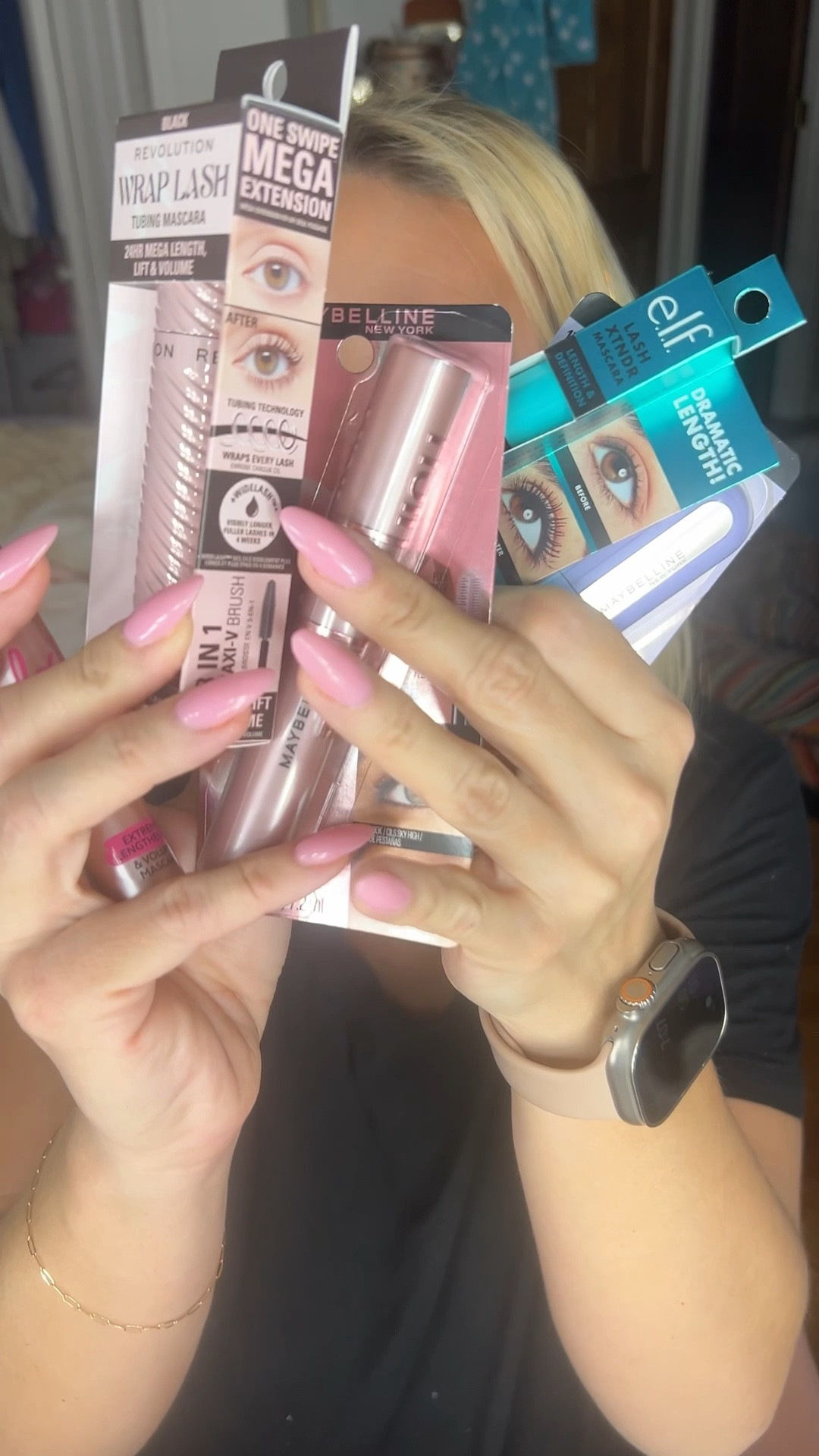 Revolution tubing mascara
#revolution #mascara #tubingmascarareview