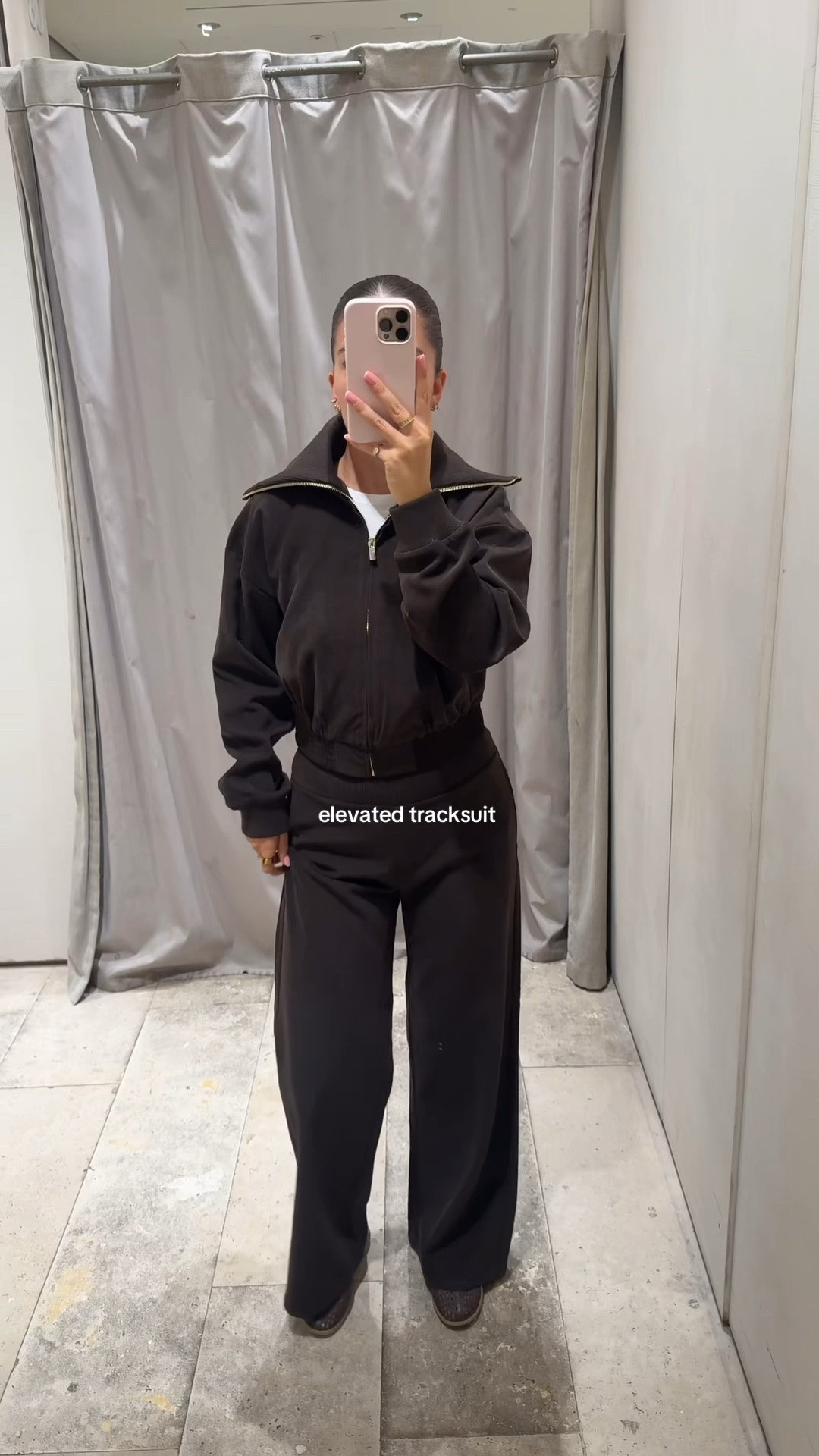 Elevated tracksuit - autumn - brown tracksuit - soft - chic - staples

#LTKautumn #LTKstyletip