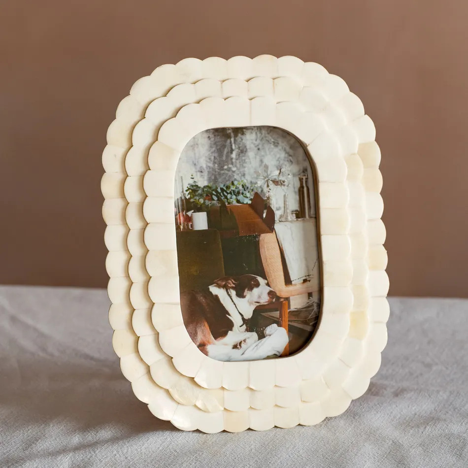 Round Corner Scalloped Photo Frame | Graham and Green