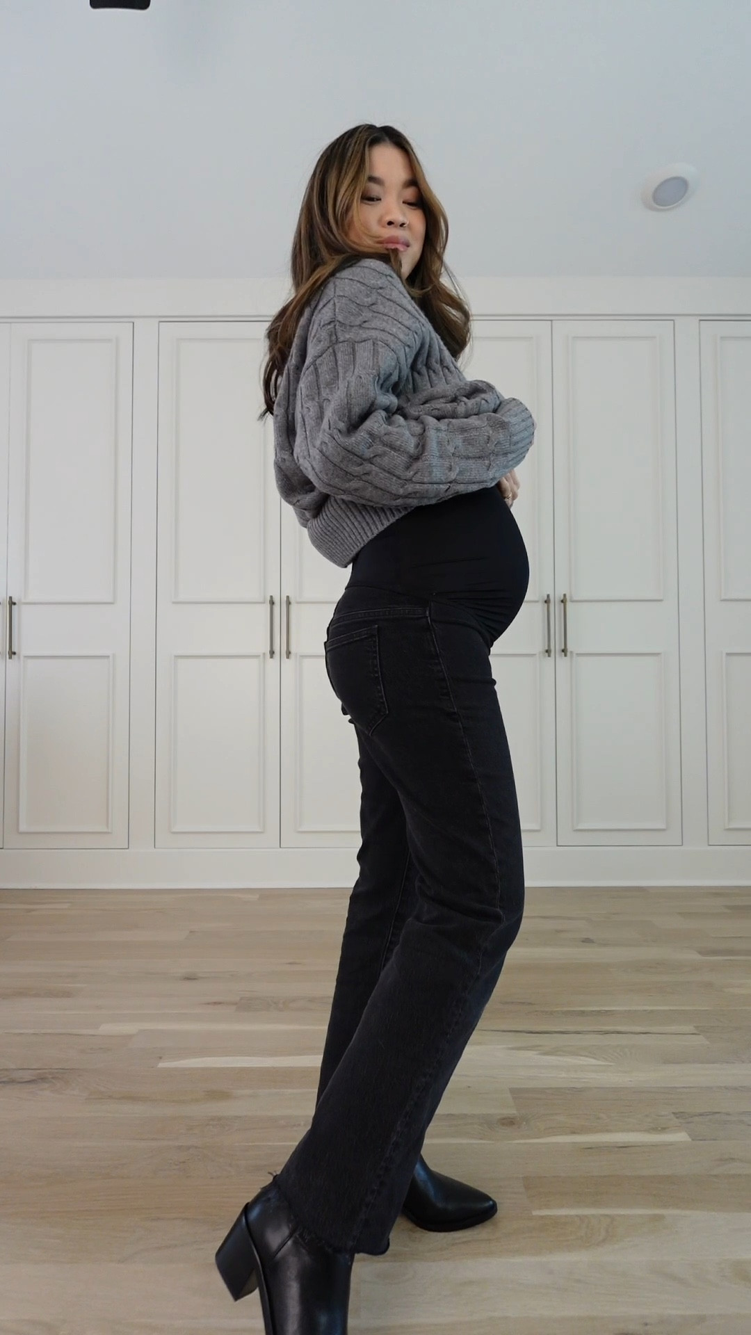 Best maternity pants!!! 

Paige Noella - size 24
Paige Anessa - size 24
Abercrombie Ankle Straight - size 25 short 
Madewell 90s straight - size 24 and I cut the bottoms 
Walmart Jeggings - size small 
Abercrombie Faux Leather - size 25 short
Flare Leggings - Small 

All of these work great if you are 5’5” and under!! Best maternity pants that I’ve tried! Over bell and under belly styles :)

I’m 5’2” and currently 30 weeks pregnant 

maternity outfit ideas, maternity fashion, petite fashion, third trimester outfit ideas, how to dress cute pregnant, bump friendly outfit ideas, maternity jeans, maternity leggings, comfy maternity pants, pregnancy style 


#LTKkids #LTKbump #LTKbaby