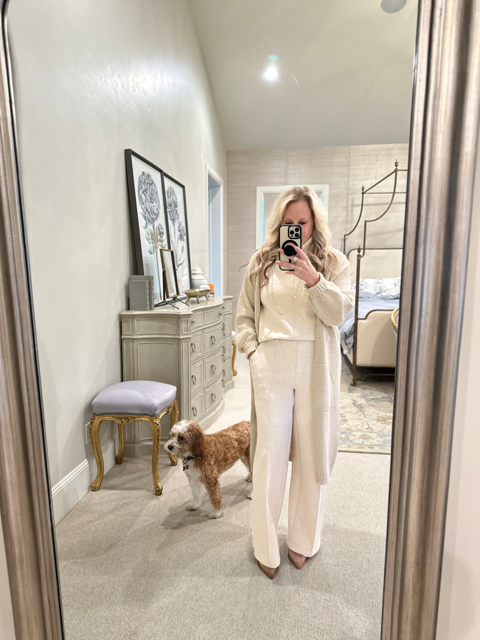 My new favorite fall travel outfit! This is so soft and comfy! Pair it with a sweater and you’re golden! Also perfect dinner out with your person!

#LTKTravel #LTKSeasonal #LTKOver40