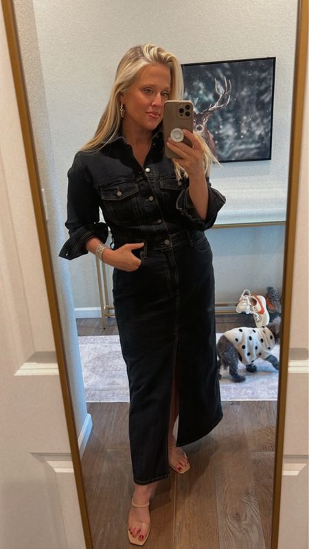 ✨Tap the bell above for daily elevated Mom outfits.

From brunches to casual hangouts, this Long-Sleeve Denim Maxi Dress from Universal Thread™ makes a go-to pick for any occasion. The denim maxi dress sports a pointed collared neckline with a front button-down, long sleeves with buttoned cuffs and a back yoke for a smart look that's perfect for a variety of occasions. It's made from soft, stretchy poplin fabric with lining for all-day comfort, while front slit lends pretty movement to your look. Plus, the front, back and coin pockets add space for stashing small on-the-go essentials.

"Helping You Feel Chic, Comfortable and Confident." -Lindsey Denver 🏔️ 


Easter dress Spring outfits Home decor Vacation outfits Living room decor Travel outfits Spring dress    Wedding Guest Dress  Vacation Outfit Date Night Outfit  Dress  Jeans Maternity  Resort Wear  Home Spring Outfit  Work Outfit
#Nordstrom  #tjmaxx #marshalls #zara  #viral #h&m   #neutral  #petal&pup #designer #inspired #lookforless #dupes #deals  #bohemian #abercrombie    #midsize #curves #plussize   #minimalist   #trending #trendy #summer #summerstyle #summerfashion #chic  #black #samba  #sneakers #adidas  

Follow my shop @Lindseydenverlife on the @shop.LTK app to shop this post and get my exclusive app-only content!

#liketkit #LTKfindsunder100 #LTKfindsunder50 #LTKsalealert
@shop.ltk
https://liketk.it/4C1nY