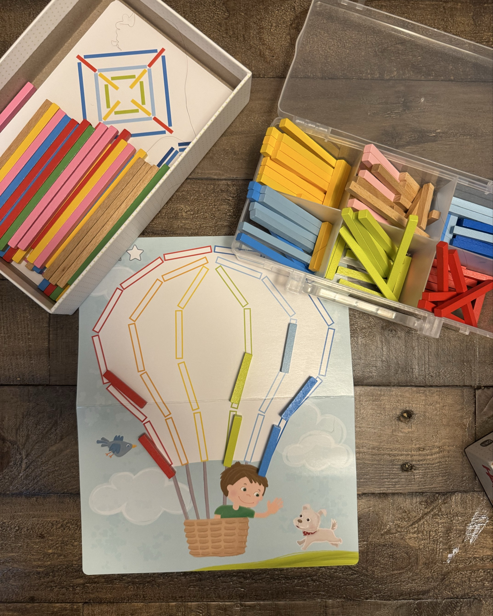 Screen free activities that actually grow with your child. I love that there’s three different levels so it’s perfect for toddlers - preschoolers learning their colors. 