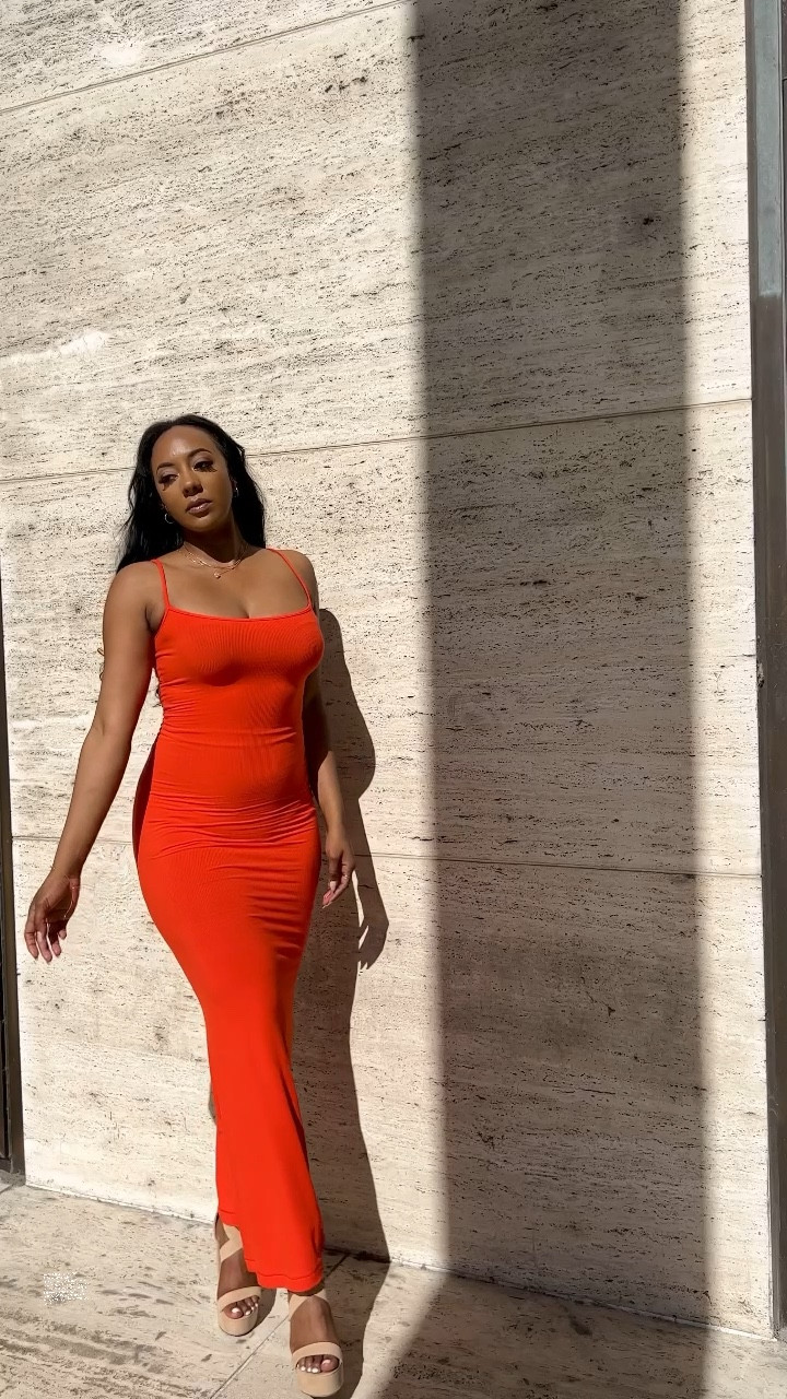 Fitted sculpting Skims maxi length dress. Bright, soft, and quality material perfect for spring. 

Wearing size SM.

Spring dress, vacation outfit, loungewear, resort wear, brunch

#LTKFind #LTKfit #LTKunder100