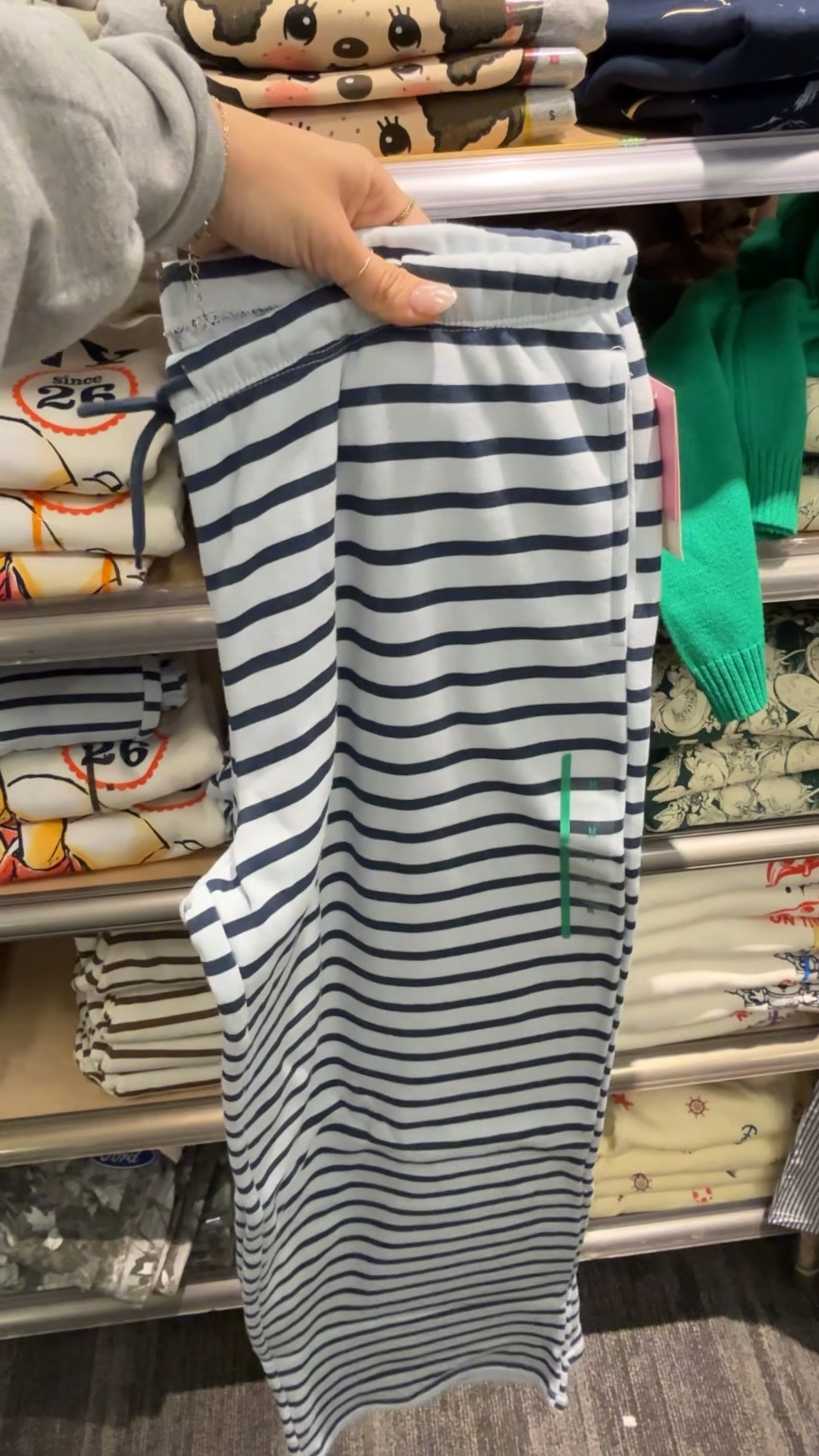 Comfy pants from @Target 🎯



#LTKSpringSale #LTKSaleAlert #LTKMidsize