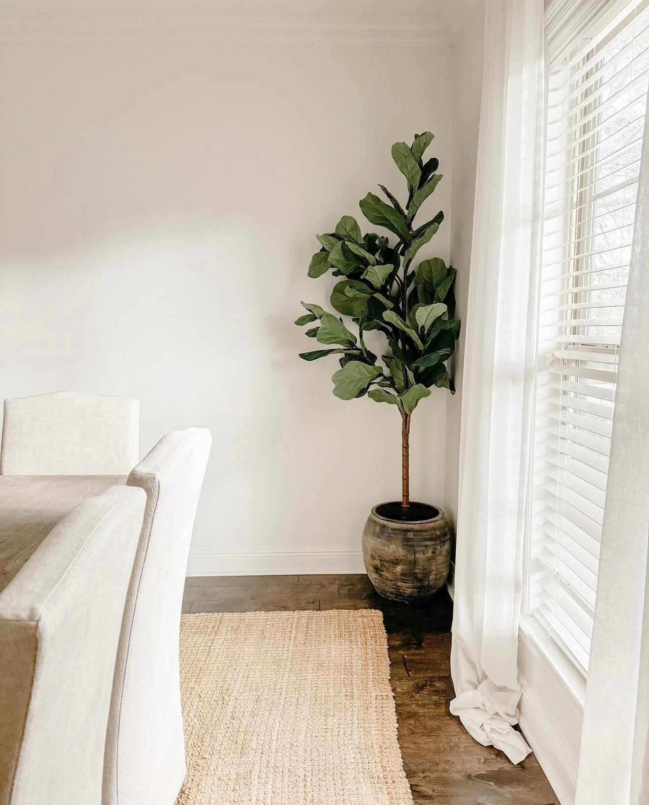 Sometimes I just want to post a cute house picture and call it a day ✌🏼

I’ve linked some of my household favs for you here!

#LTKdayinmylife #LTKHome #LTKmomlife