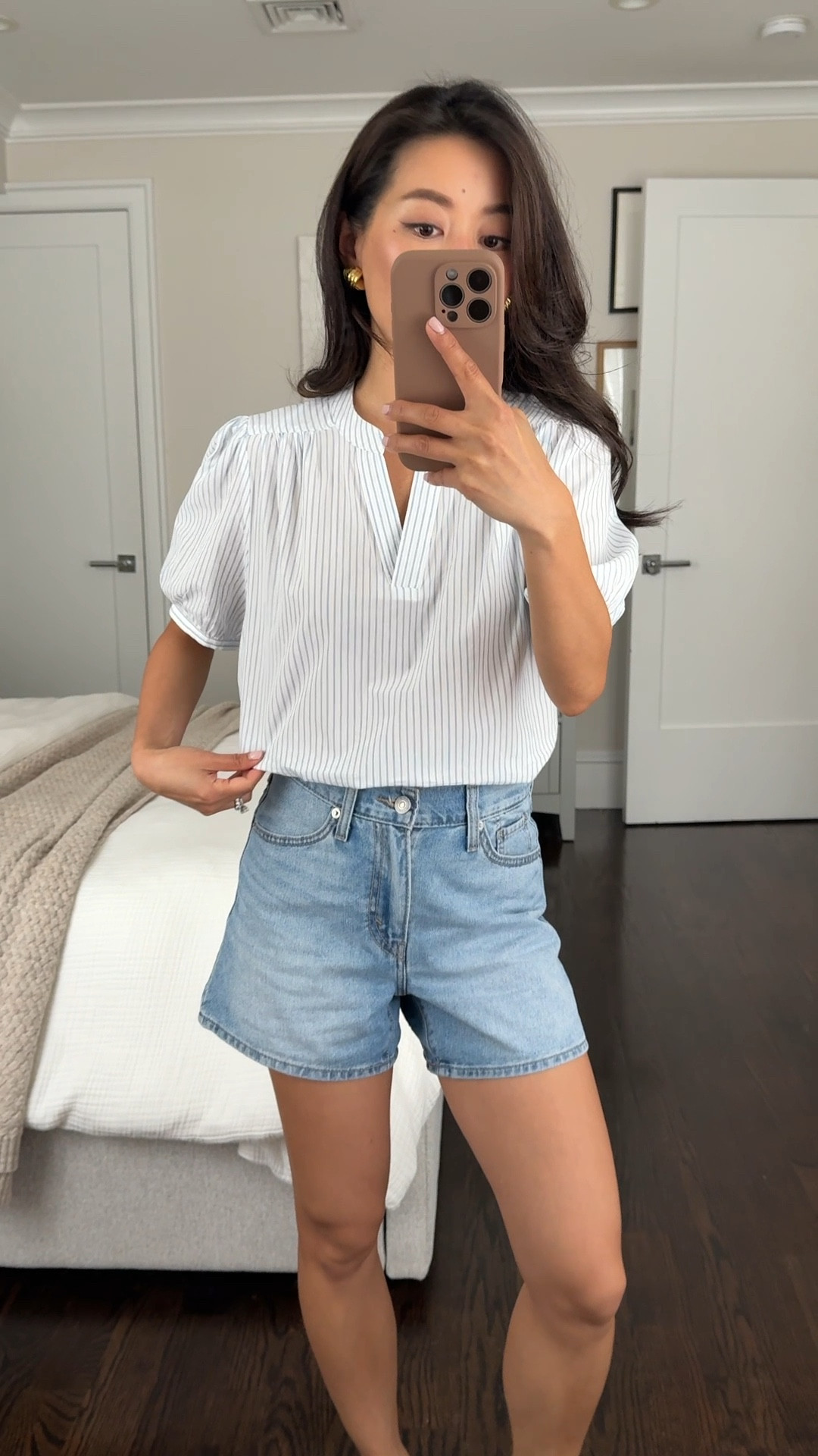 Levi's sale picks at 30% off! if you purchased something earlier this week at full price, their live chat customer service price adjusted for me

My top recs are these shorts and the wedgie straight jeans (I go a size up) 

•Levi’s 80s Mom shorts sz 24 in the lightweight “Cool Wise Owl” light wash denim. 

Nice flattering A line cut and versatile wash. Mine has a 9.5” rise and 4” inseam

• Amelie Poplin Blouse in stripe blue size xs - super light and airy

@levis #LevisLTKPartner #Levis

Summer mom-friendly outfits, petite friendly shorts, memorial day sale 

#LTKSeasonal #LTKSaleAlert #LTKPetite