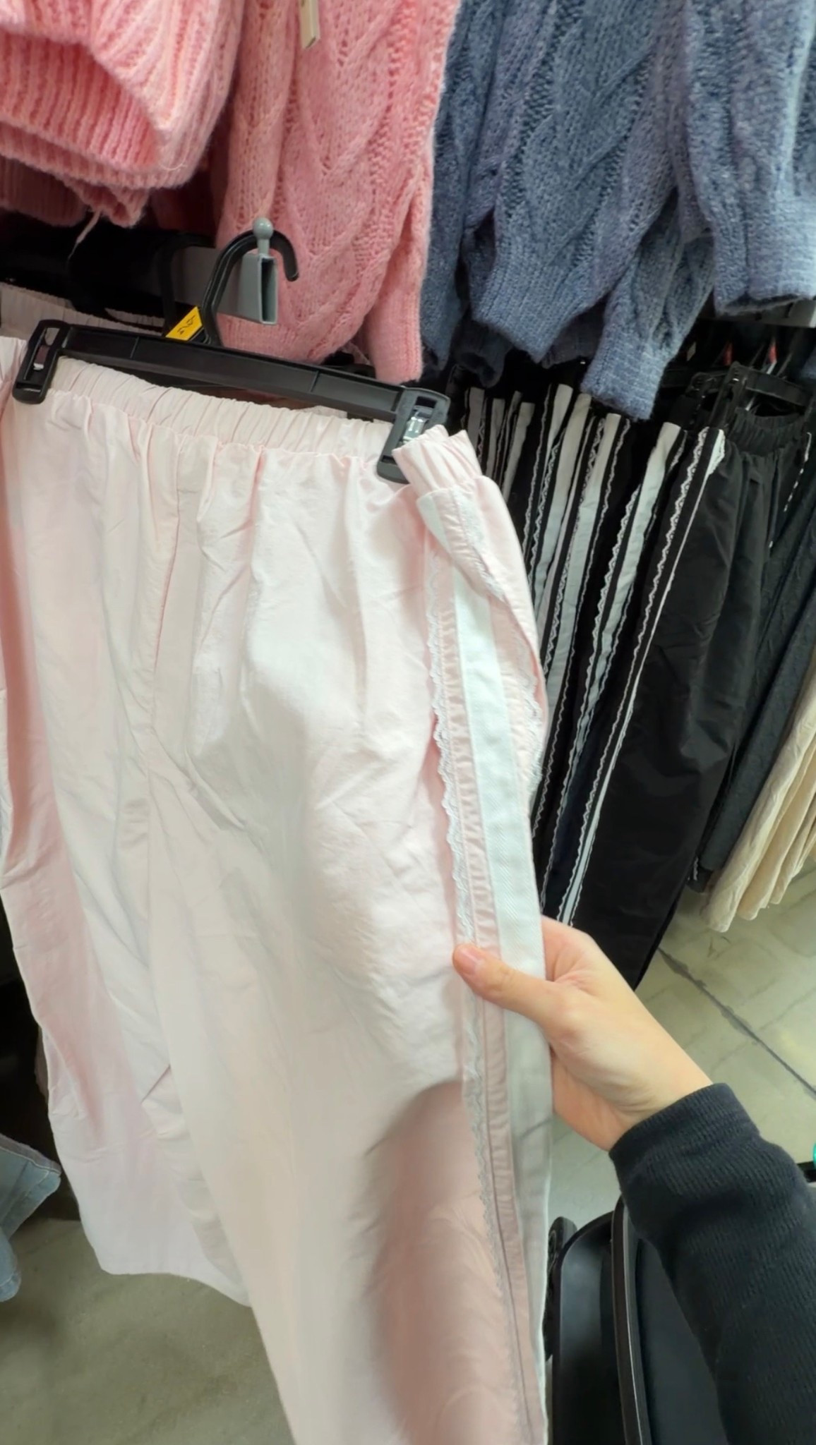 Lace trim track pants!!! 🎀🎀

#LTKdayinmylife #LTKmomlife #LTKootd