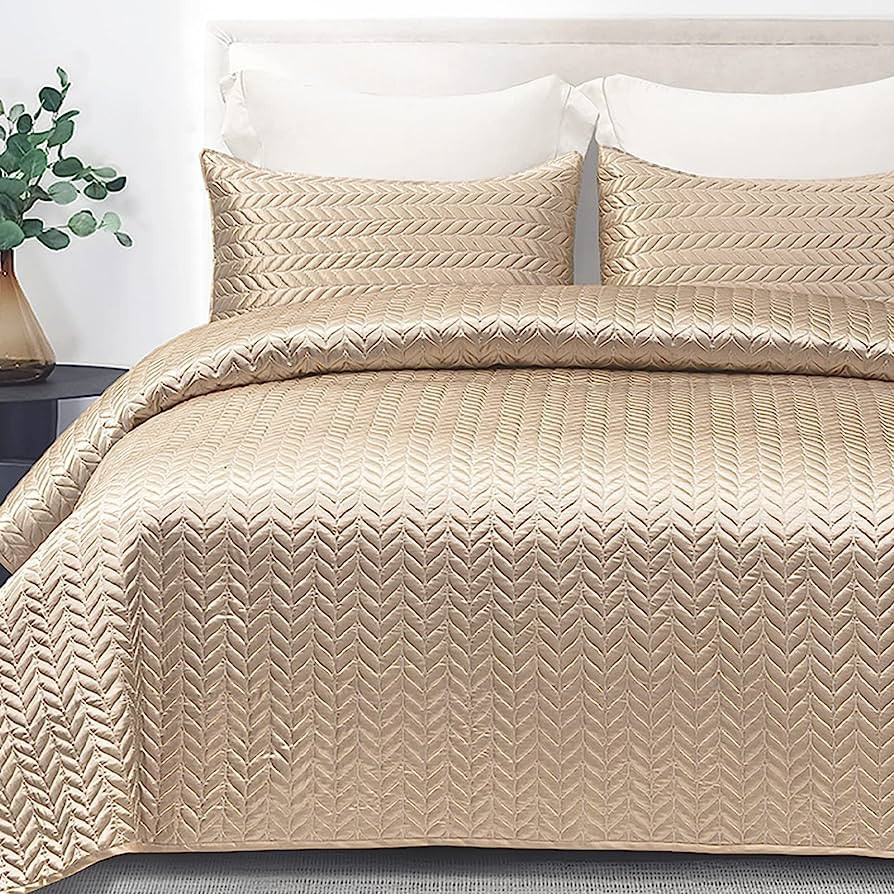 Whale Flotilla 3-Piece Silk Satin Quilt Set King Size, Amazon Home Decor Finds Amazon Favorites | Amazon (US)