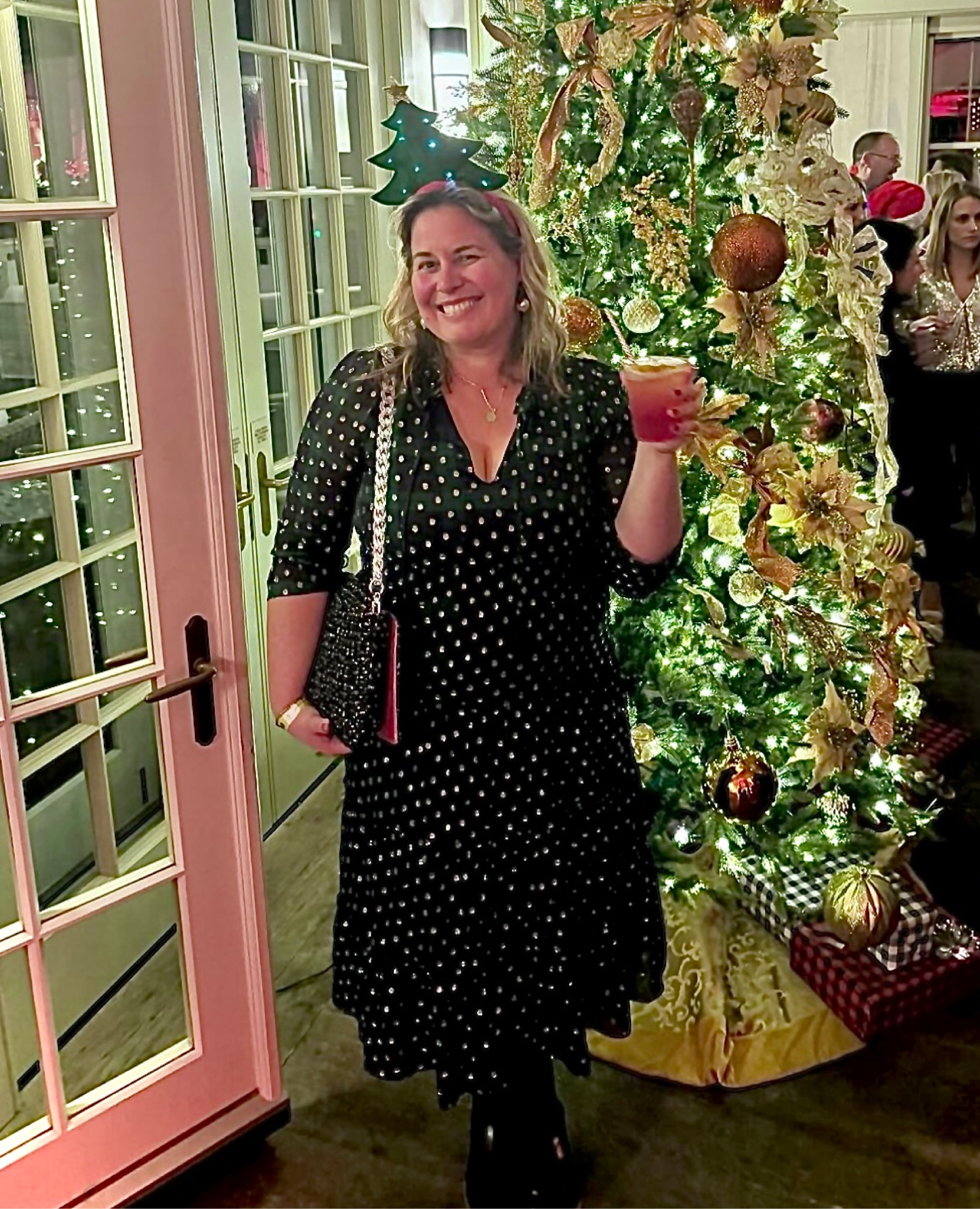 Cheers to an extra 50% off sale at Sail to Sable.

This dress is 100% a favorite!
Almost sold out!

#LTKparties #LTKHoliday #LTKsalealert