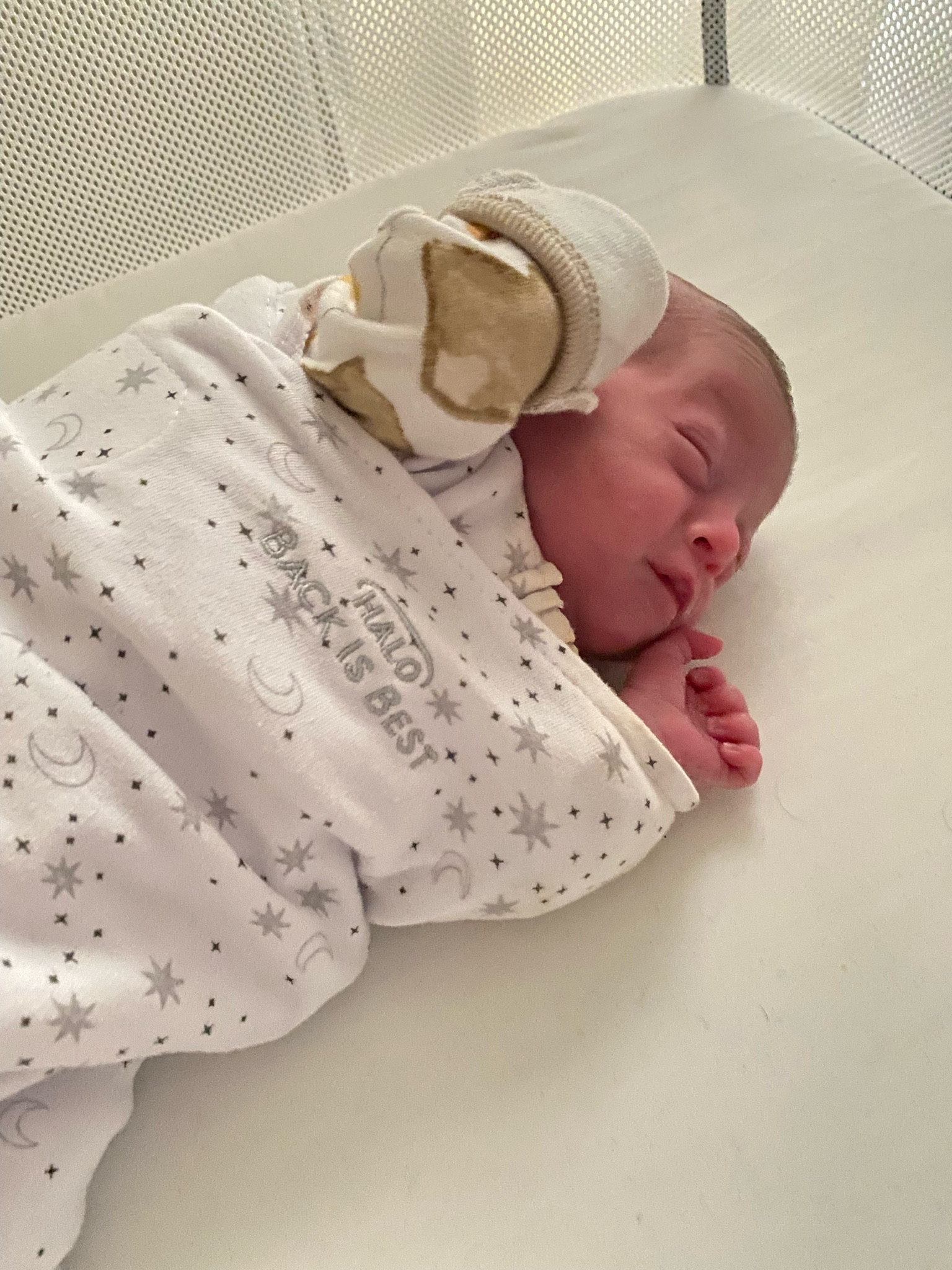 Newborn essentials from a first time mom:
Halo sleep sack from target
Burt’s bees s’more sleep and play pjs 

Target, target find, Burt’s bees, halo, halo sleep sack, halo innovations sleepsack, cotton swaddle wrap, Velcro swaddle wrap, velcro sleep sack, newborn, baby sleep sack, newborn pjs, footies, sleep and play pjs, pajama, pajamas, wearable blanket, zip front pajamas

#LTKbump #LTKbaby #LTKkids