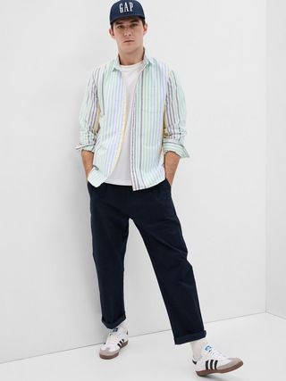 Classic Oxford Shirt in Standard Fit with In-Conversion Cotton | Gap (US)