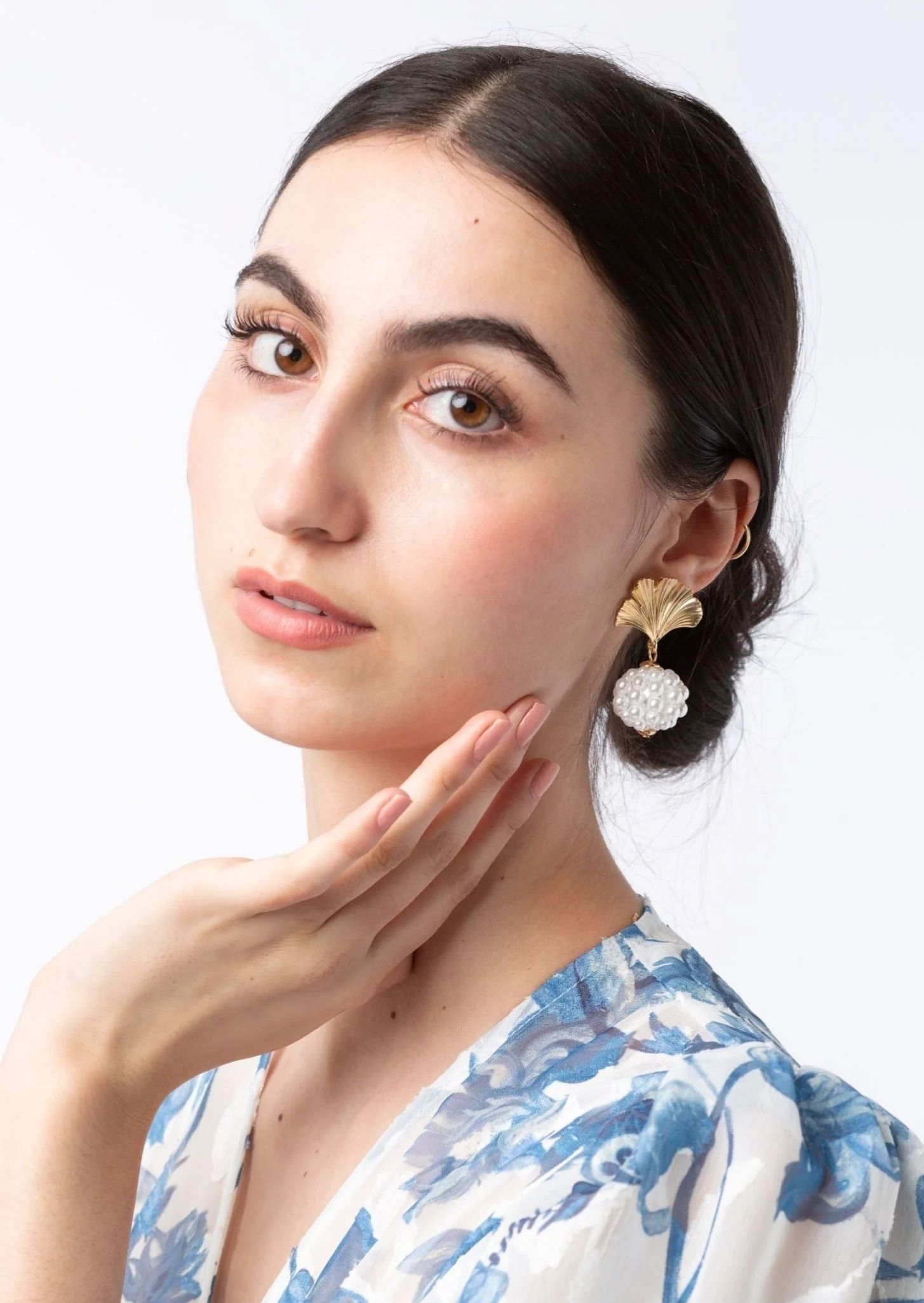 Pearl and Leaf Earring | Abbey Glass