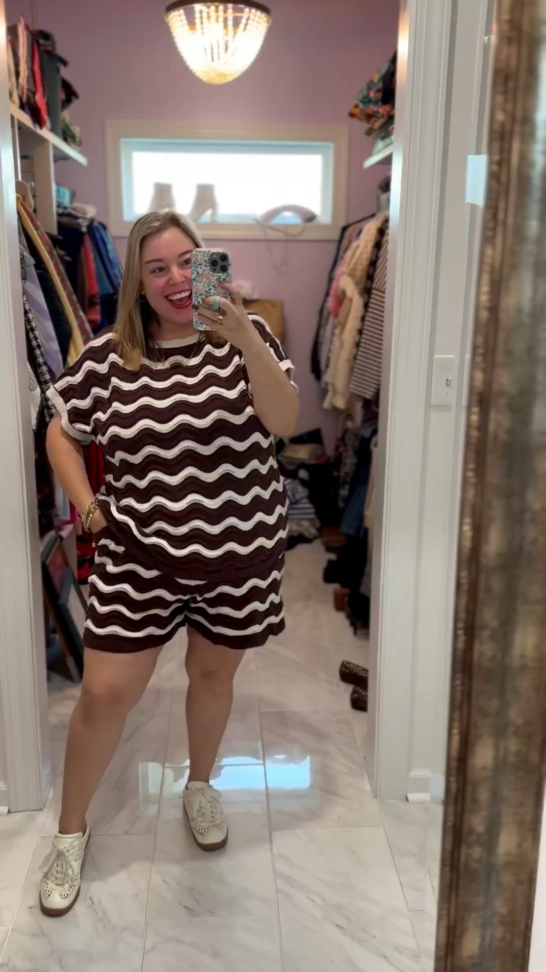 Happy happy Friday! This set is so perfect for a cute and comfy Friday look. And it’s in major sale! I’m in the 18/20.

#LTKSaleAlert #LTKPlusSize #LTKootd