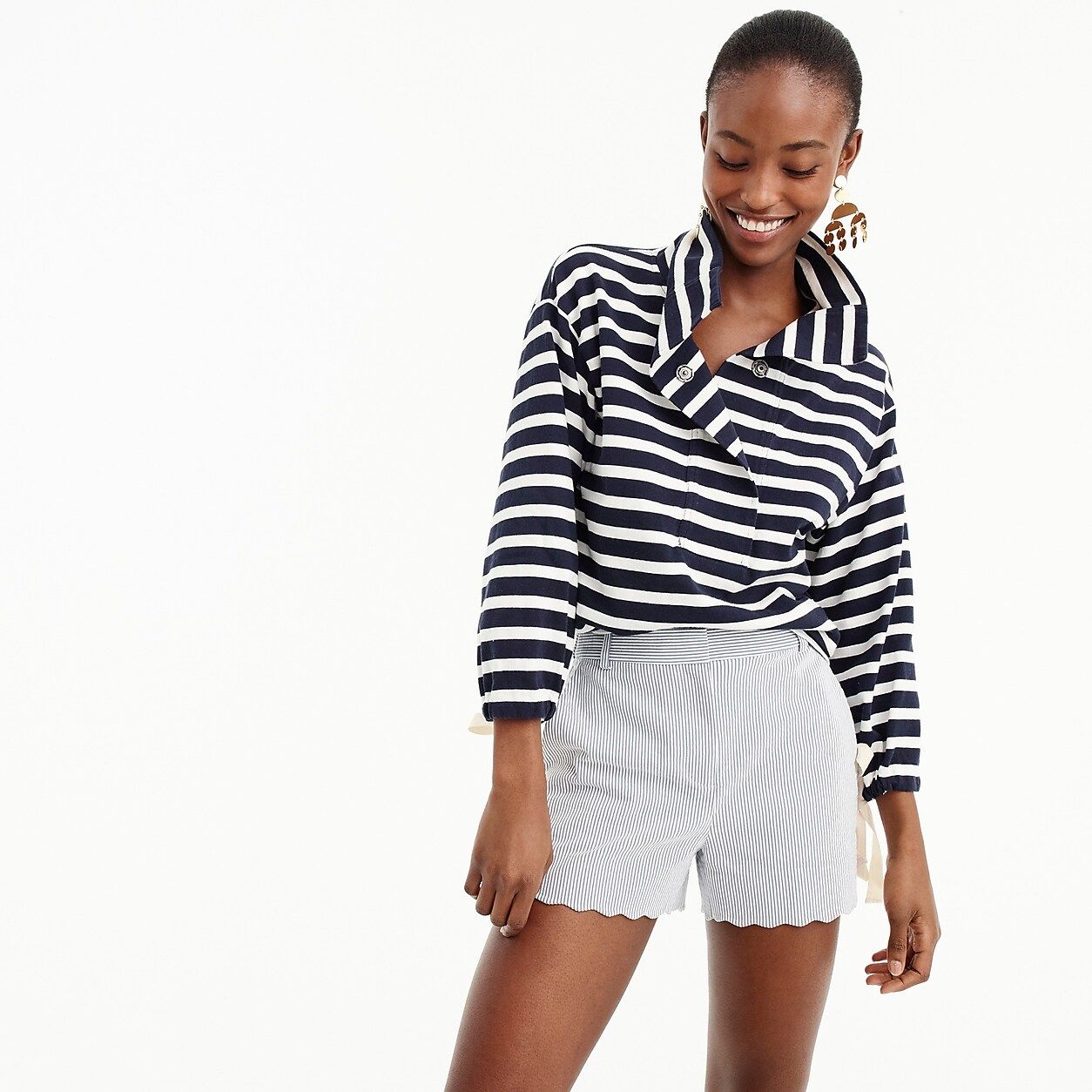 3" seersucker short with scalloped hem | J.Crew US