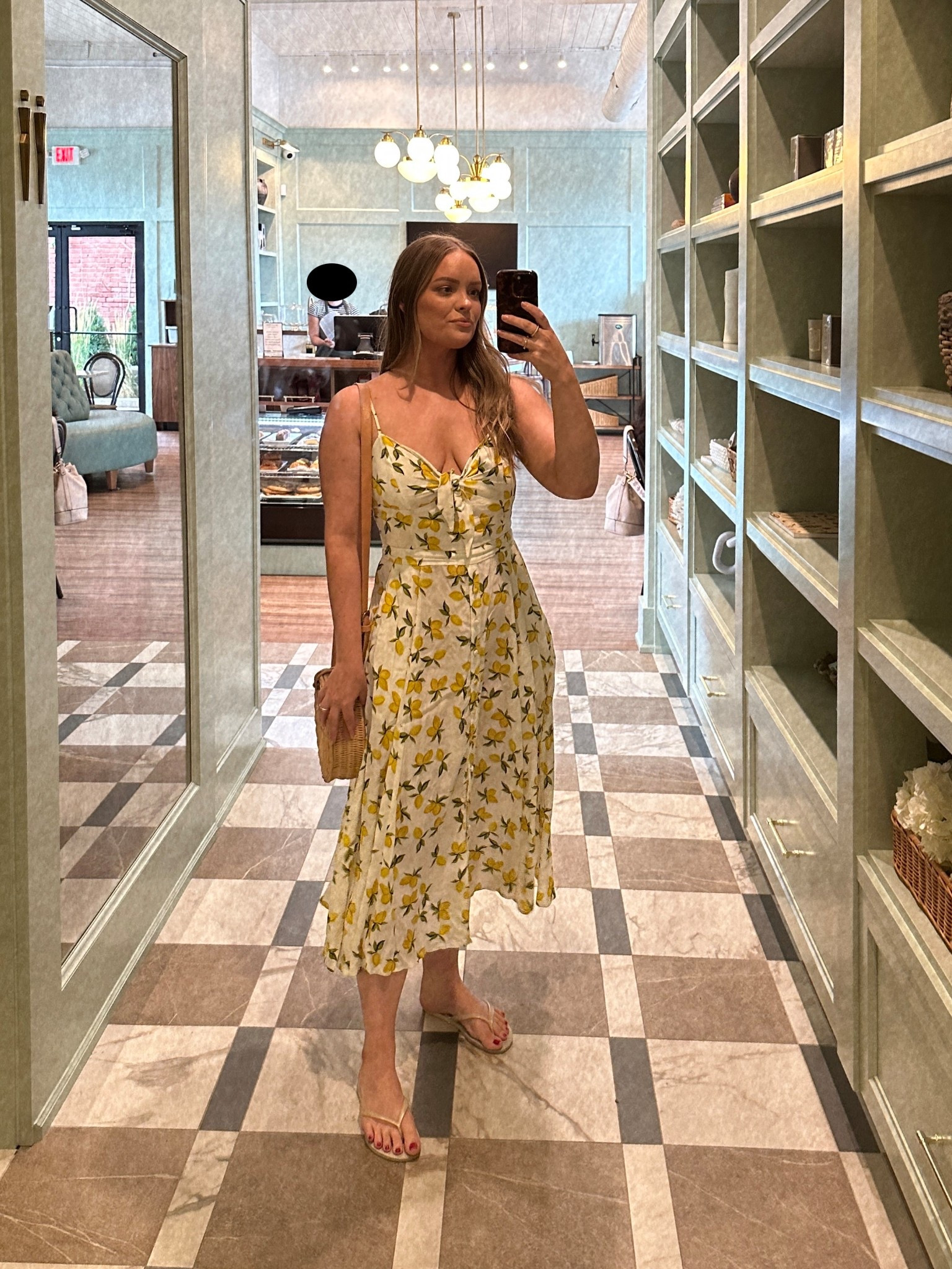 This is been my favorite dress for years! Sharing similar lemon style dresses 🍋💛

#LTKPetite #LTKFindsUnder100 #LTKStyleTip