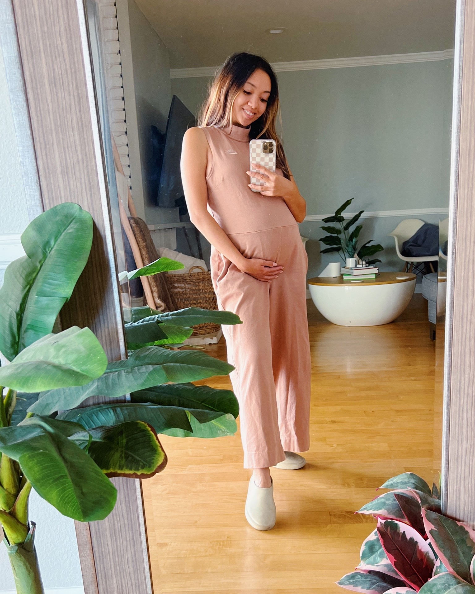 The BEST Nike Jumpsuit for pregnancy! 
Gorgeous color and it has POCKETS!! 

I have yet to find it in retail sites, but Poshmark has a few available, so run! 


Nike jumpsuit, fear of god loafers, pregnancy outfit, maternity style, belly bump 

#LTKstyletip #LTKbump
